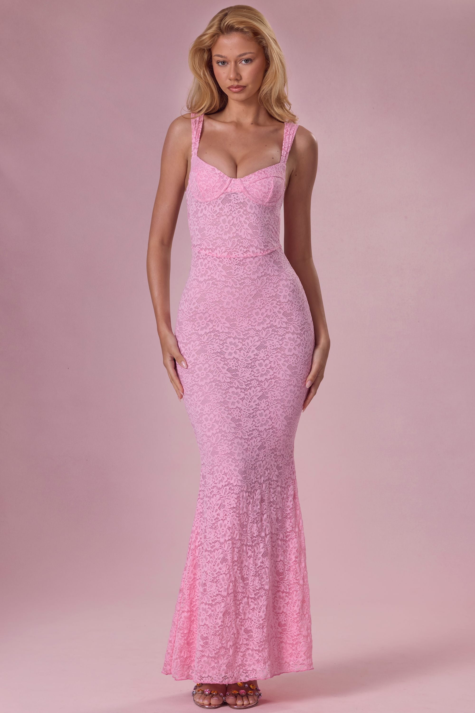 Lillienne Premium Lace Sweetheart-Neck Gown in Blush Pink