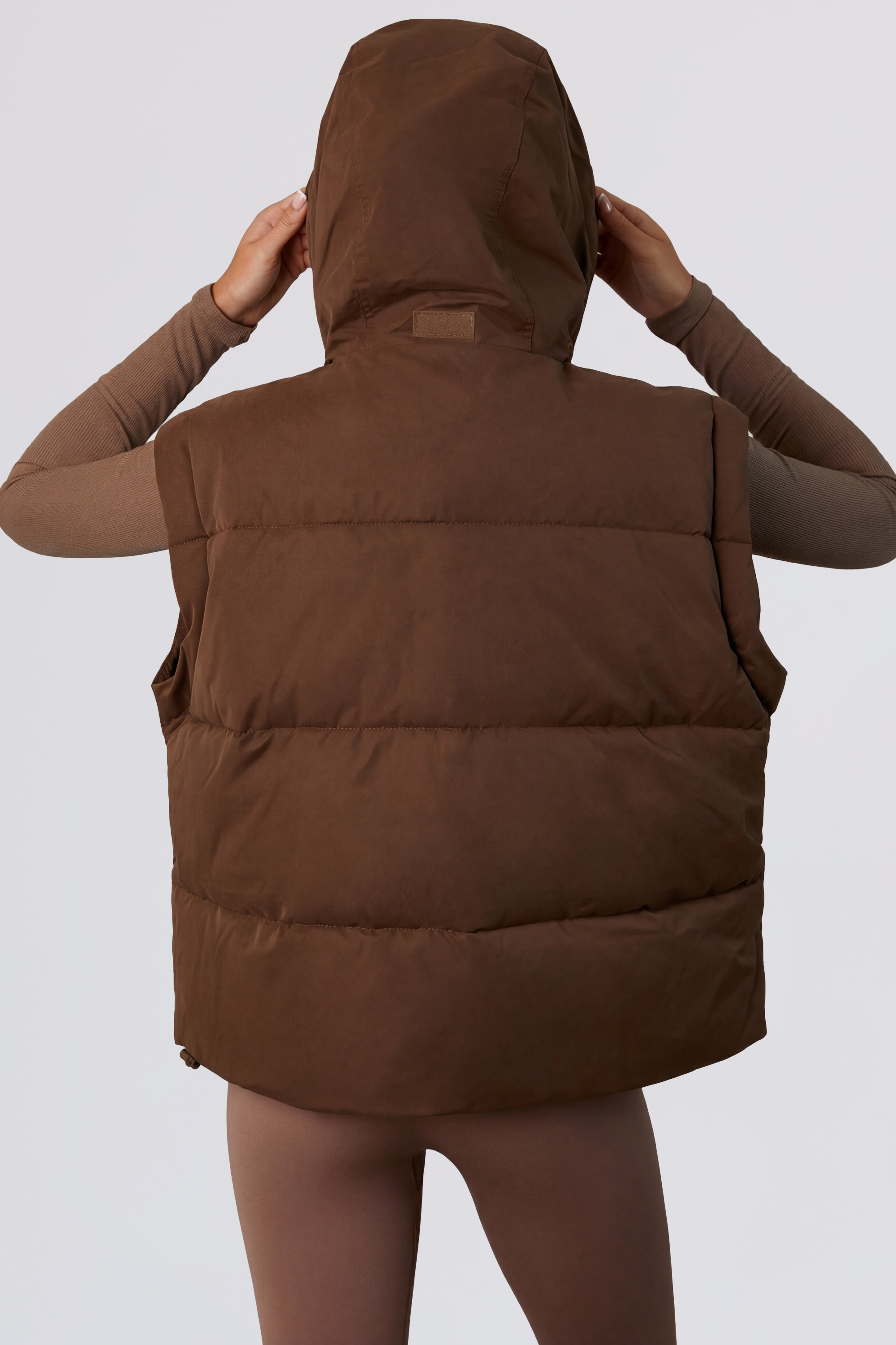 Essential Cropped Puffer Jacket with Detachable Sleeves in Cocoa