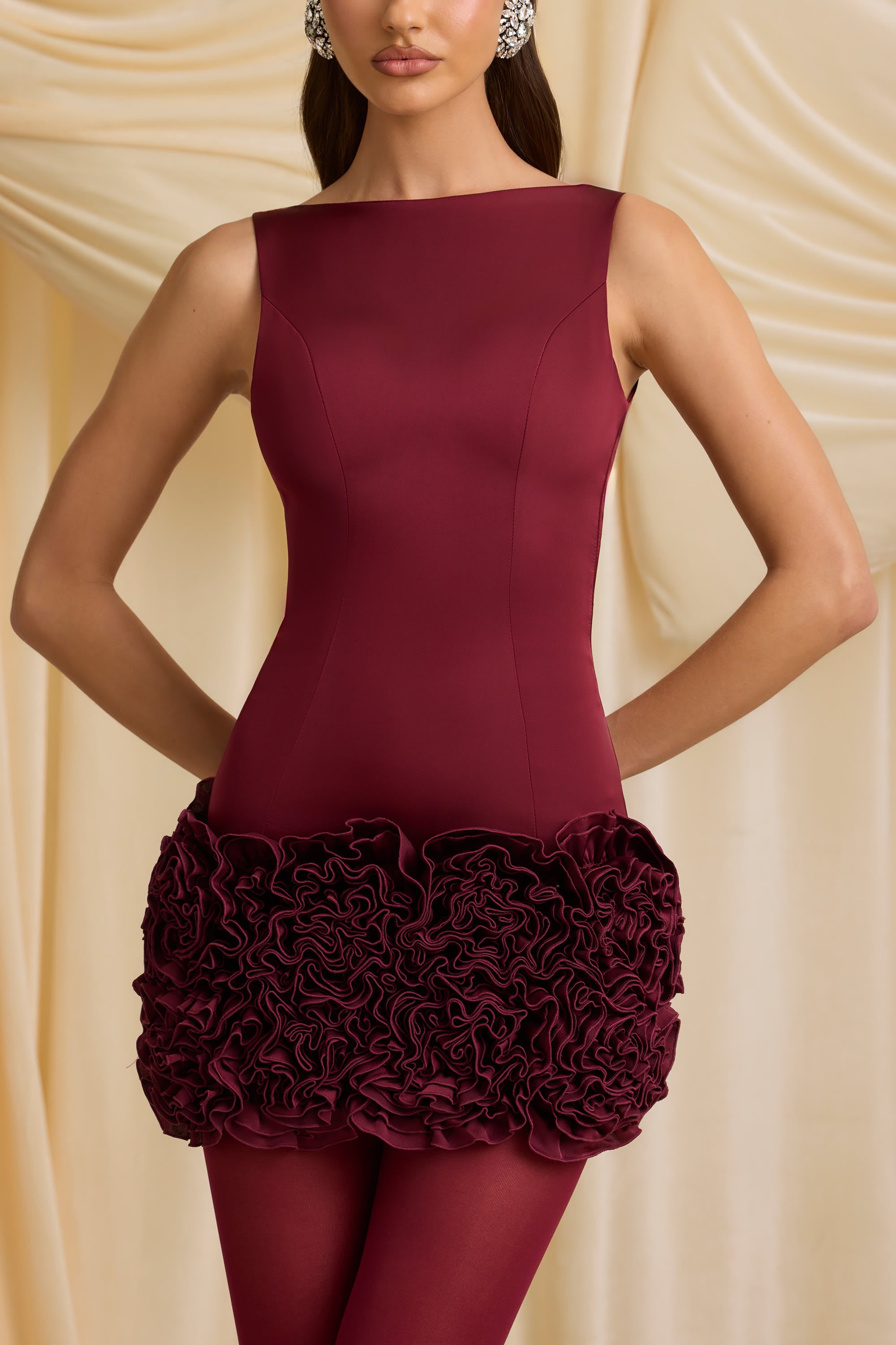 Elegant Sleeveless Round Neckline 3D Floral Lace Appliqué Open Back Tie Detail Tiered Ruffle Mesh Maxi Evening Dress For Formal Evening Wedding Guest Bridal Shower Cocktail Party Prom main image 0