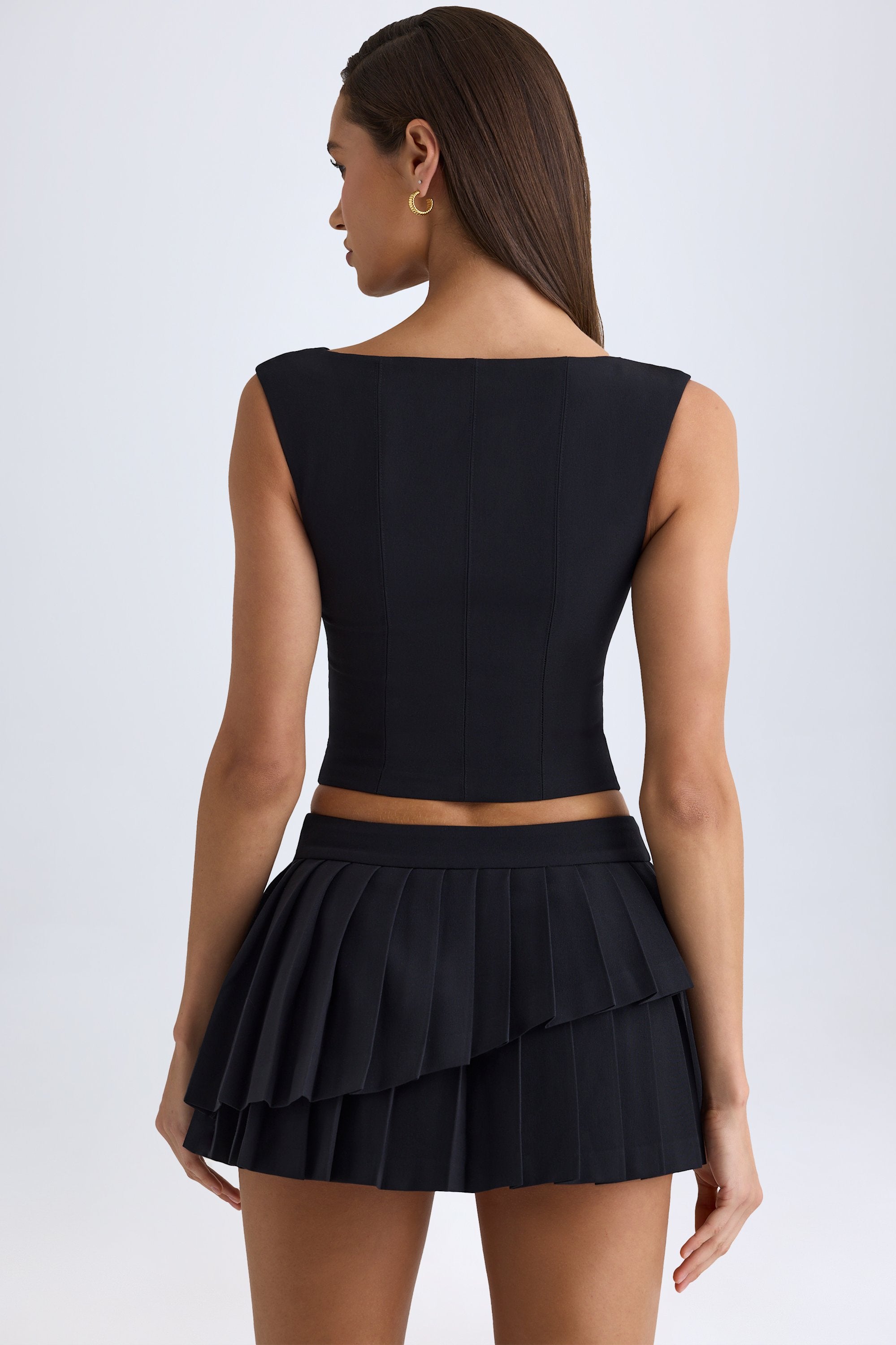 Layered Pleated Low-Rise Mini Skirt in Black - 10
