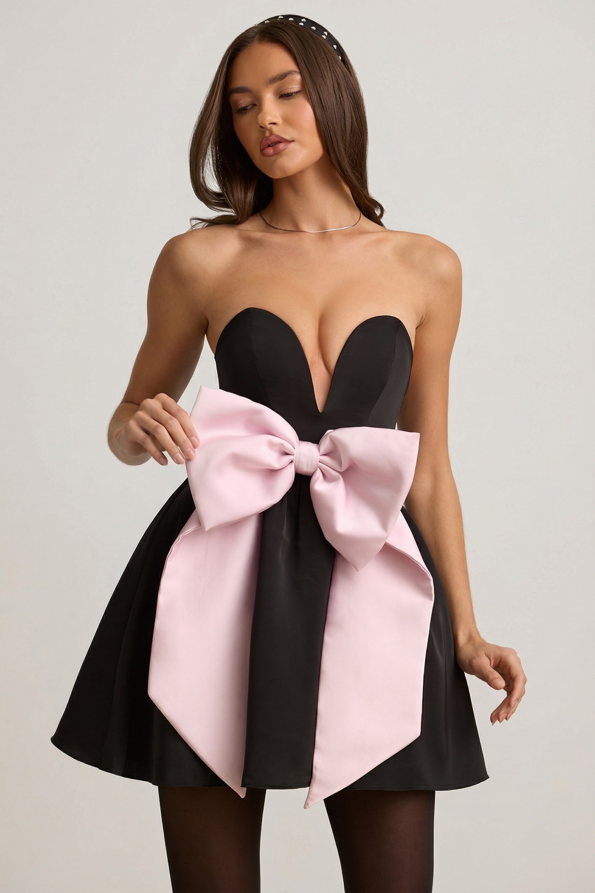 Bow-Detail Corset Mini Dress in Black - 10 | Oh Polly Bow-Detail Corset Mini Dress in Black - 10 | Oh Polly