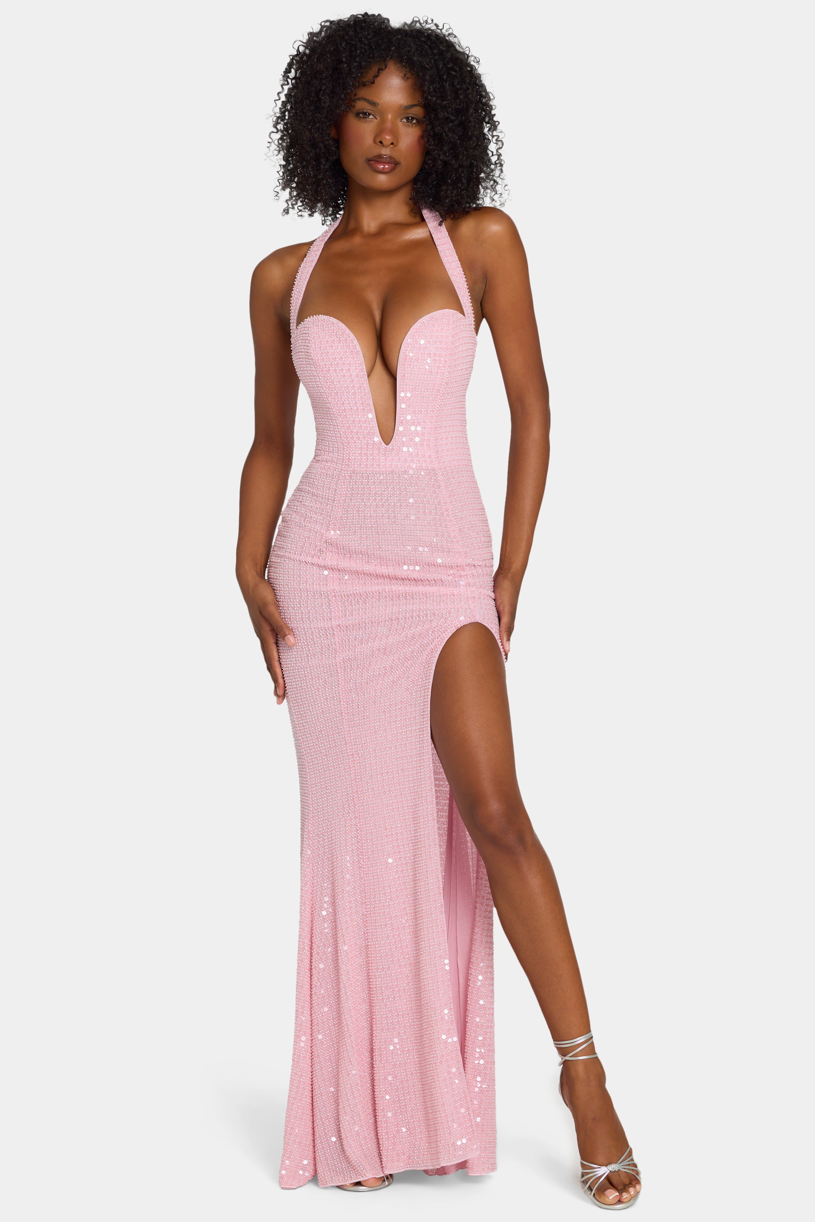 oh polly halter neck dress Sansel Embellished Halterneck Gown in Blush Select Pant Waist Size:30 Collection 10.26.2023 Elegant evenings in Verona Dreamy Green Sequin Spaghetti