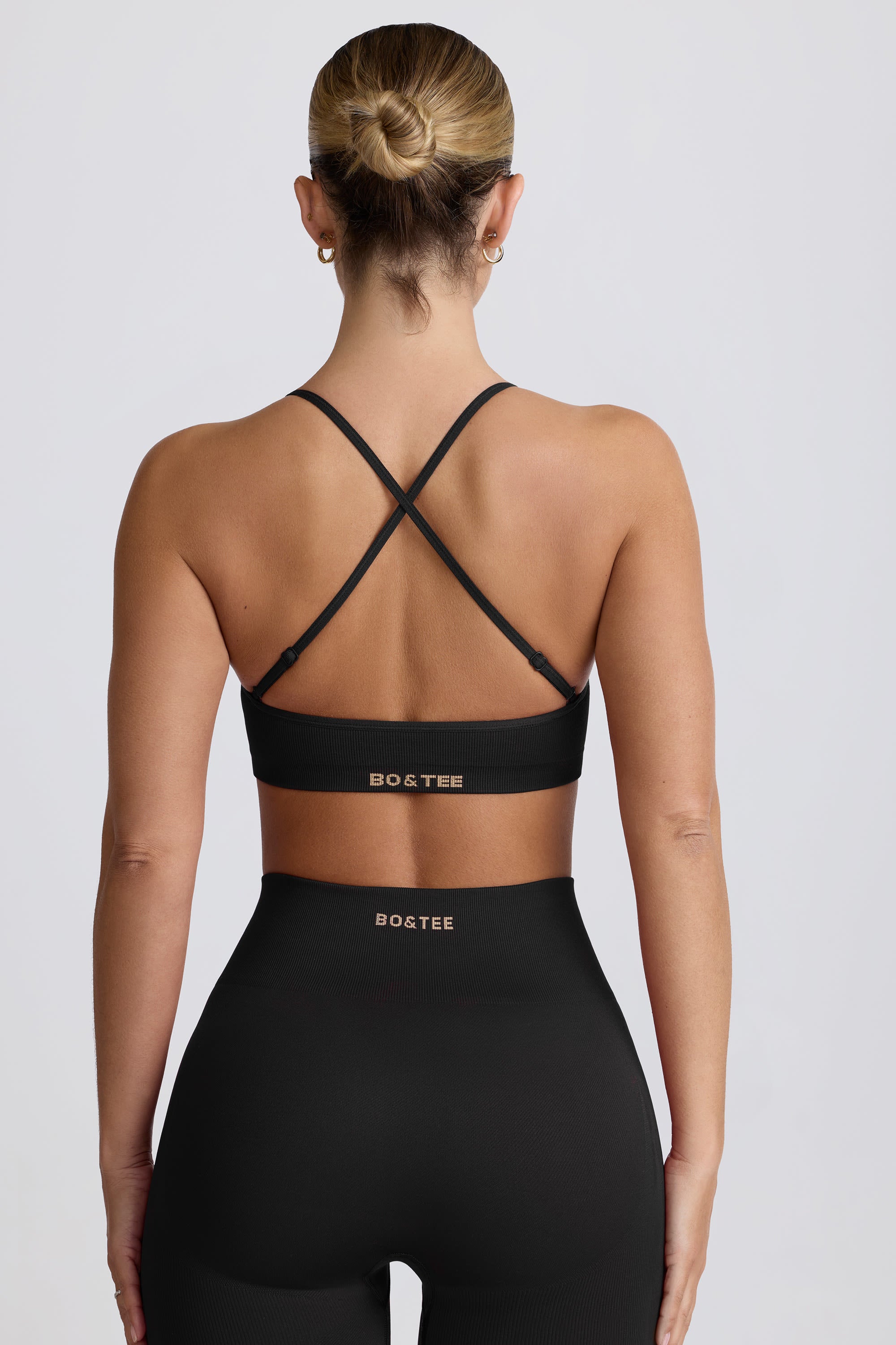 Square Neck Contouring Lined Open Back Sports Bra Tank main image 0
