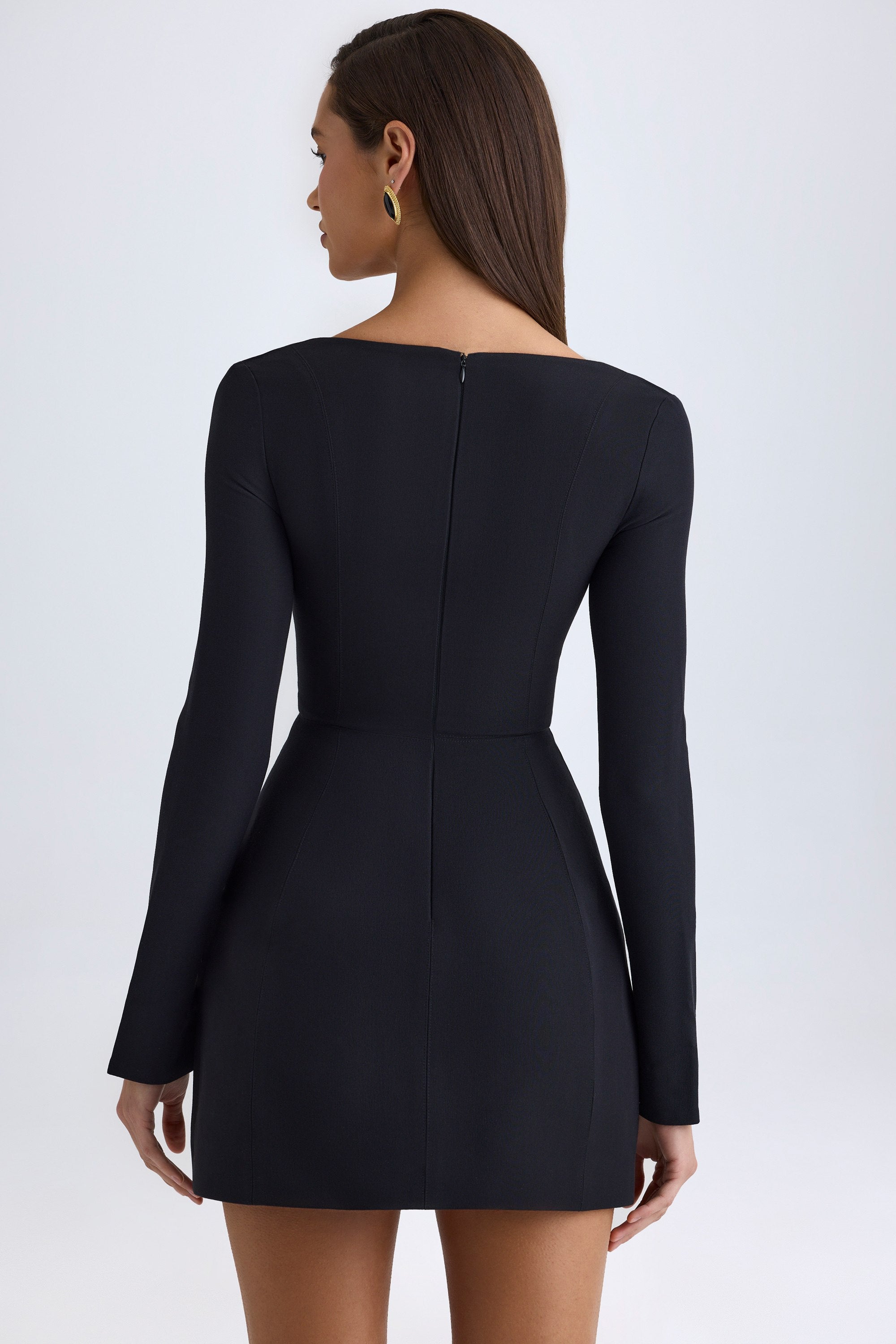 fitted lace wedding dress Taesha Square-Neck Structured Tulip Mini Dress in Black fitted lace wedding dress Taesha Square-Neck Structured Tulip Mini Dress in Black