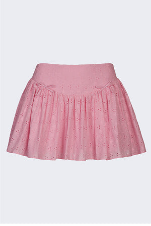 Oh Polly's Sophia wearing the Thia Mini Skirt in Soft Pink Cotton fabric perfect for summer date night