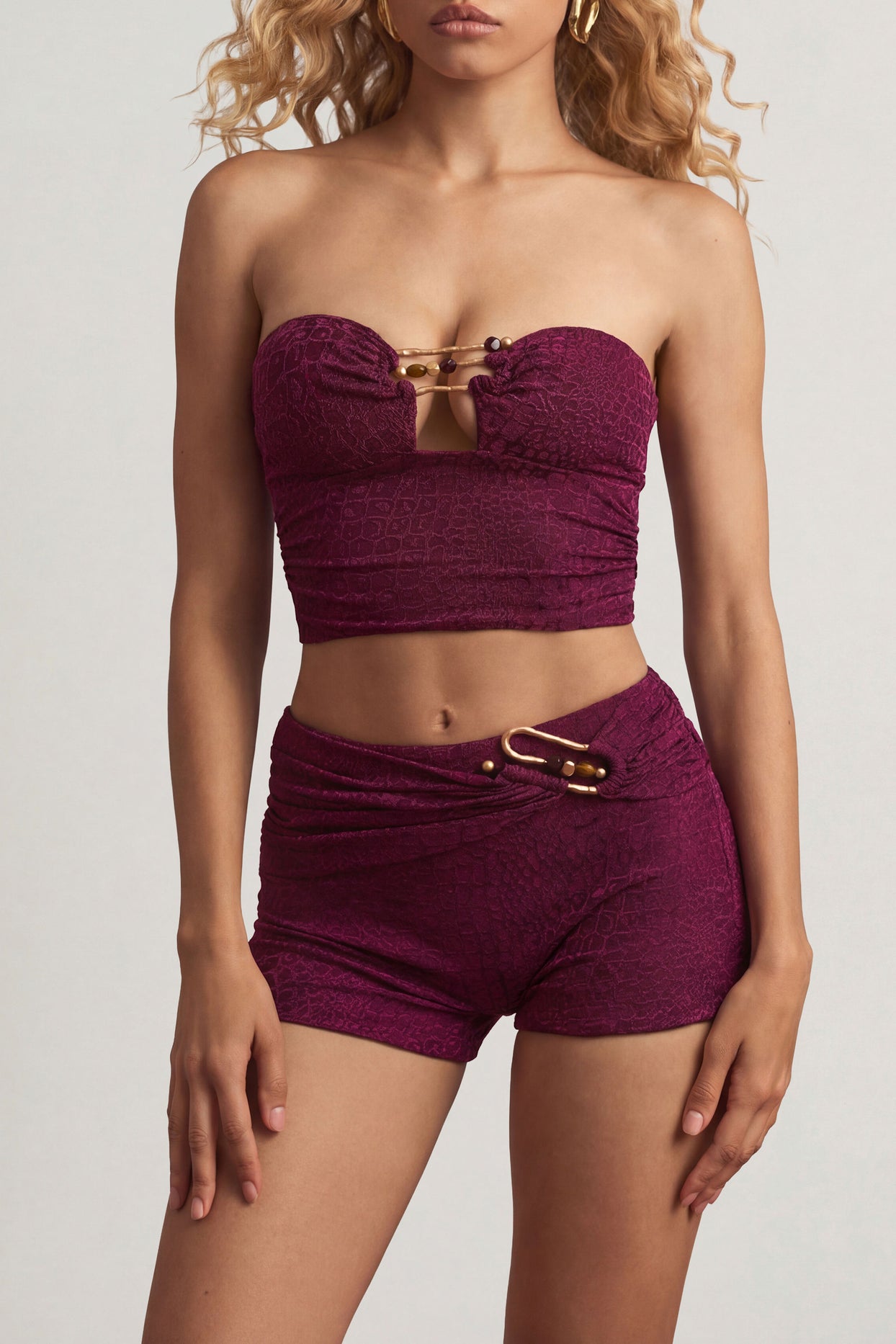 Hardware-Detail Bandeau Crop Top in Berry Purple - 5