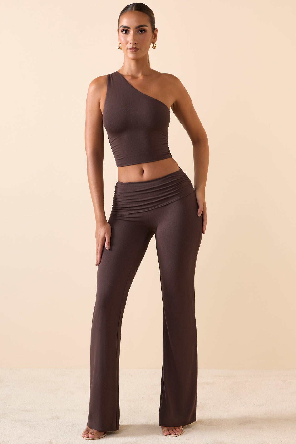 Mid Rise Straight Leg Trousers in Chocolate Brown