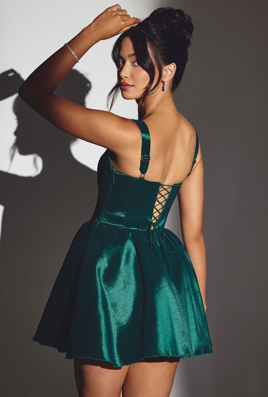 Mini vestido espartilho de tafetá tecido em verde esmeralda
