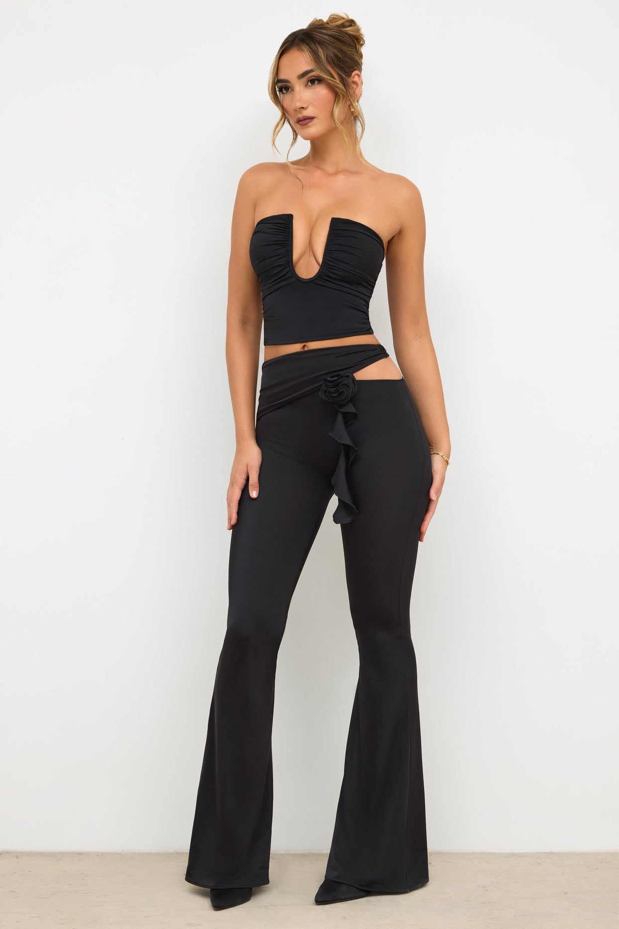 Mid-rise flare trousers - Woman