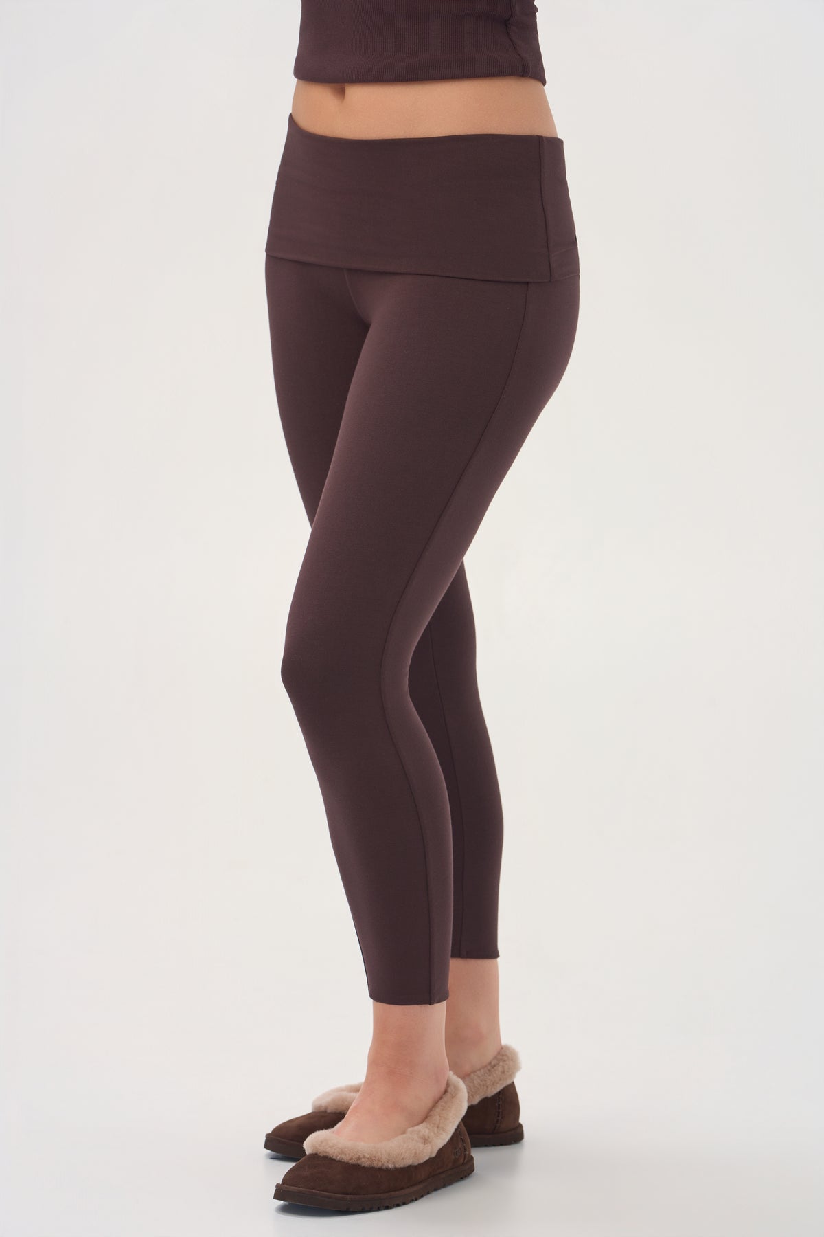 ButterCloud™ 7/8 Leggings in Espresso