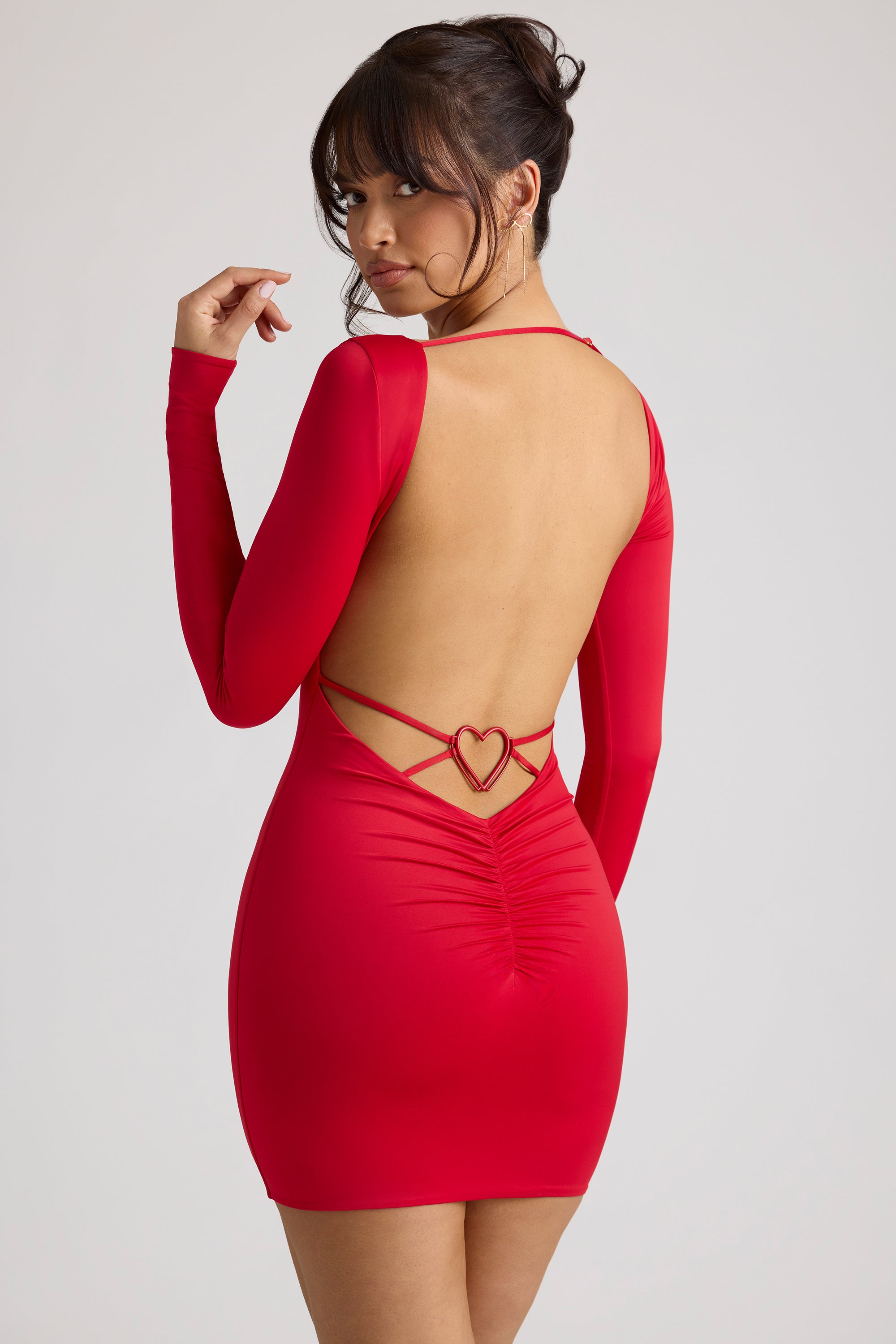 Minivestido de manga larga con escote corazón en rojo fuego