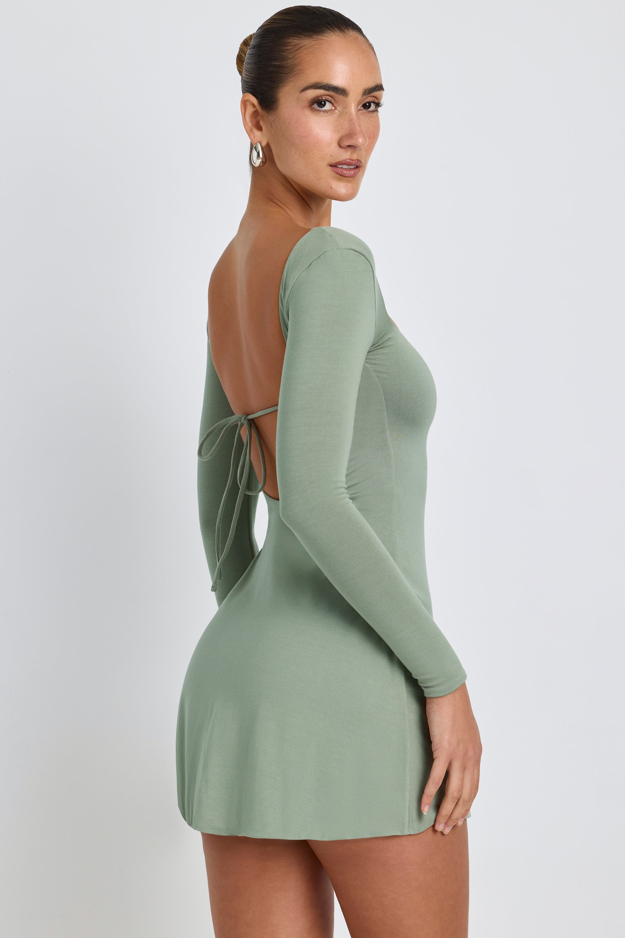 Sage green 2024 dress long sleeve