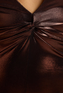 Vestido de noche de manga larga de punto metalizado en bronce cobrizo