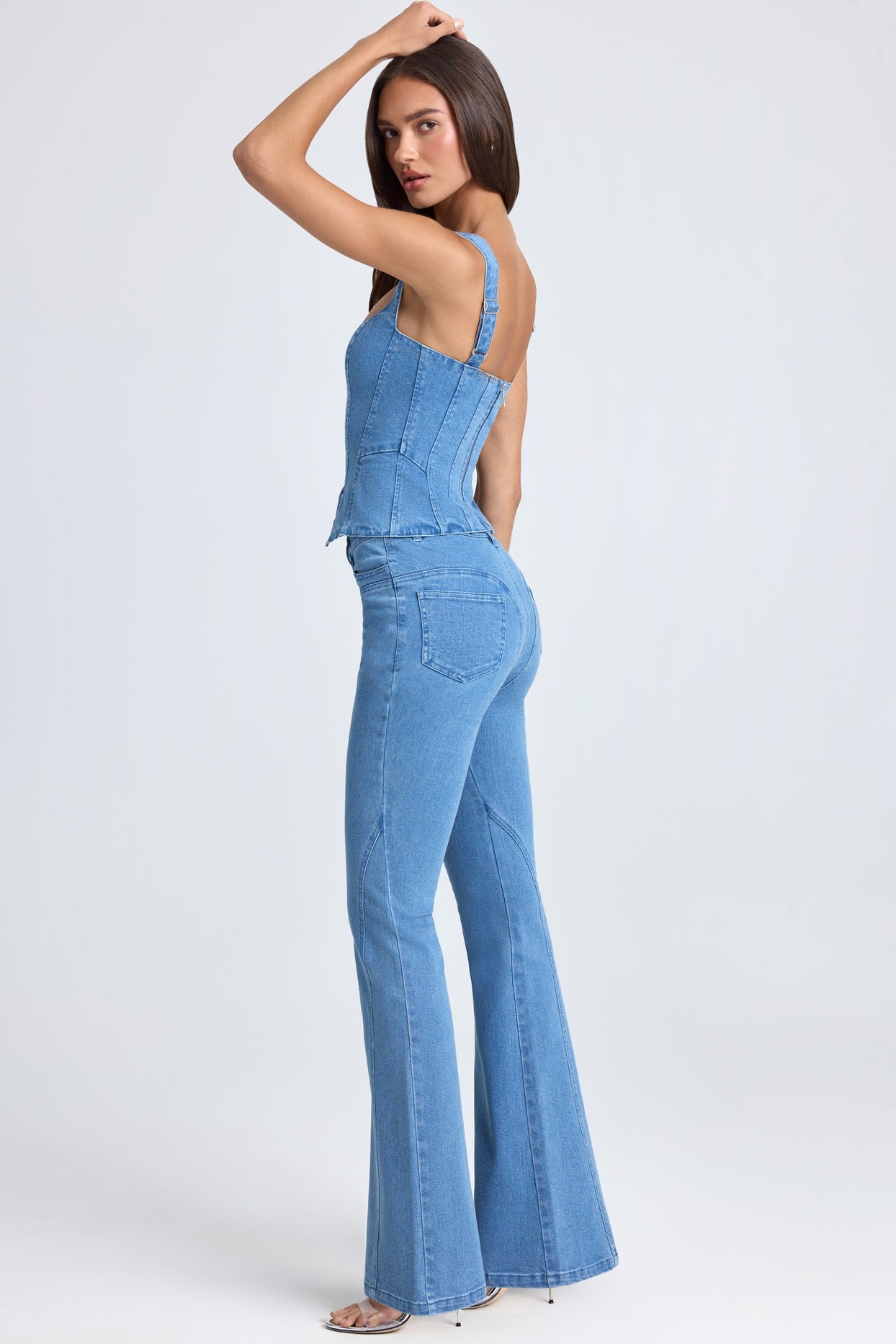 Mid-Rise Flared Jeans in Mid Blue Stonewash