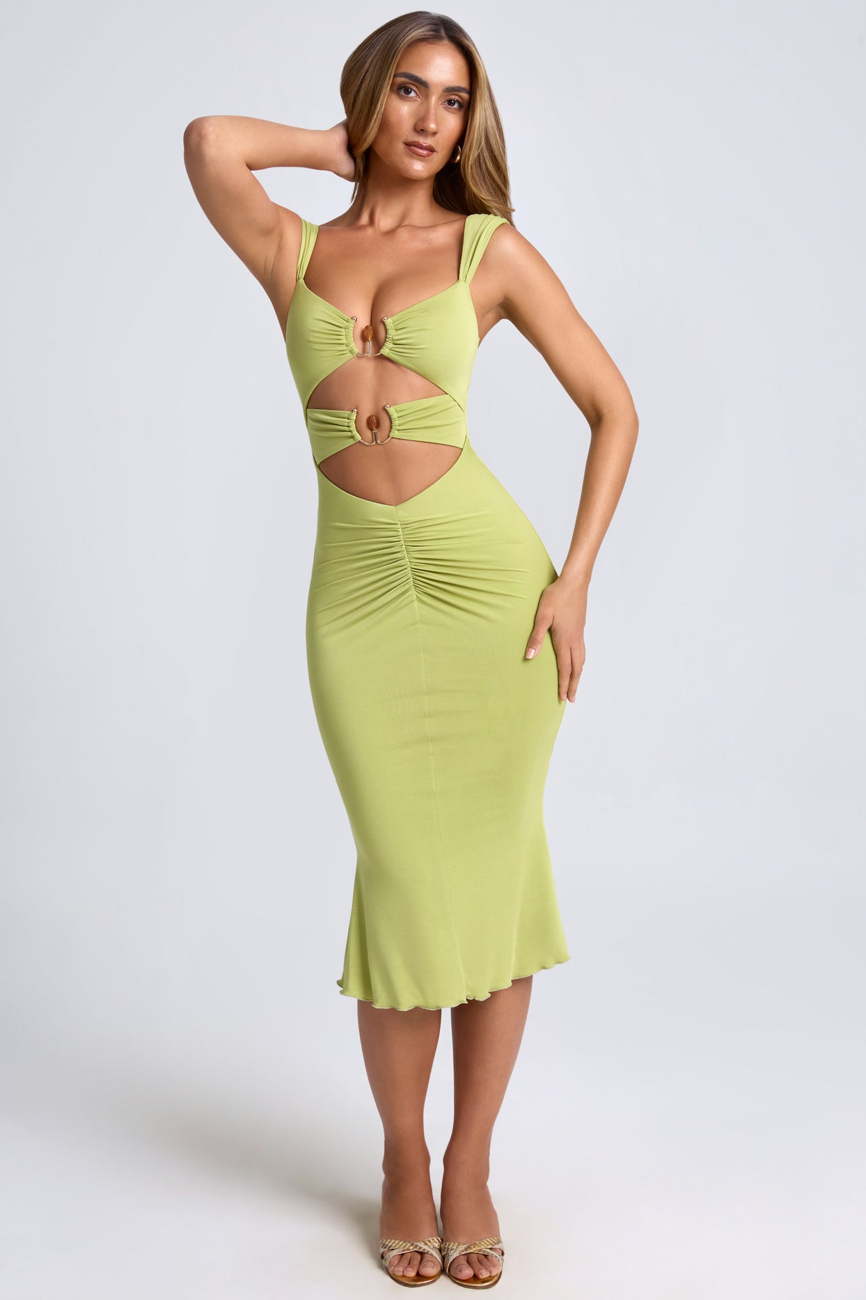 Ruched Hardware Detail Cut-Out Midaxi Dress in Olive Green