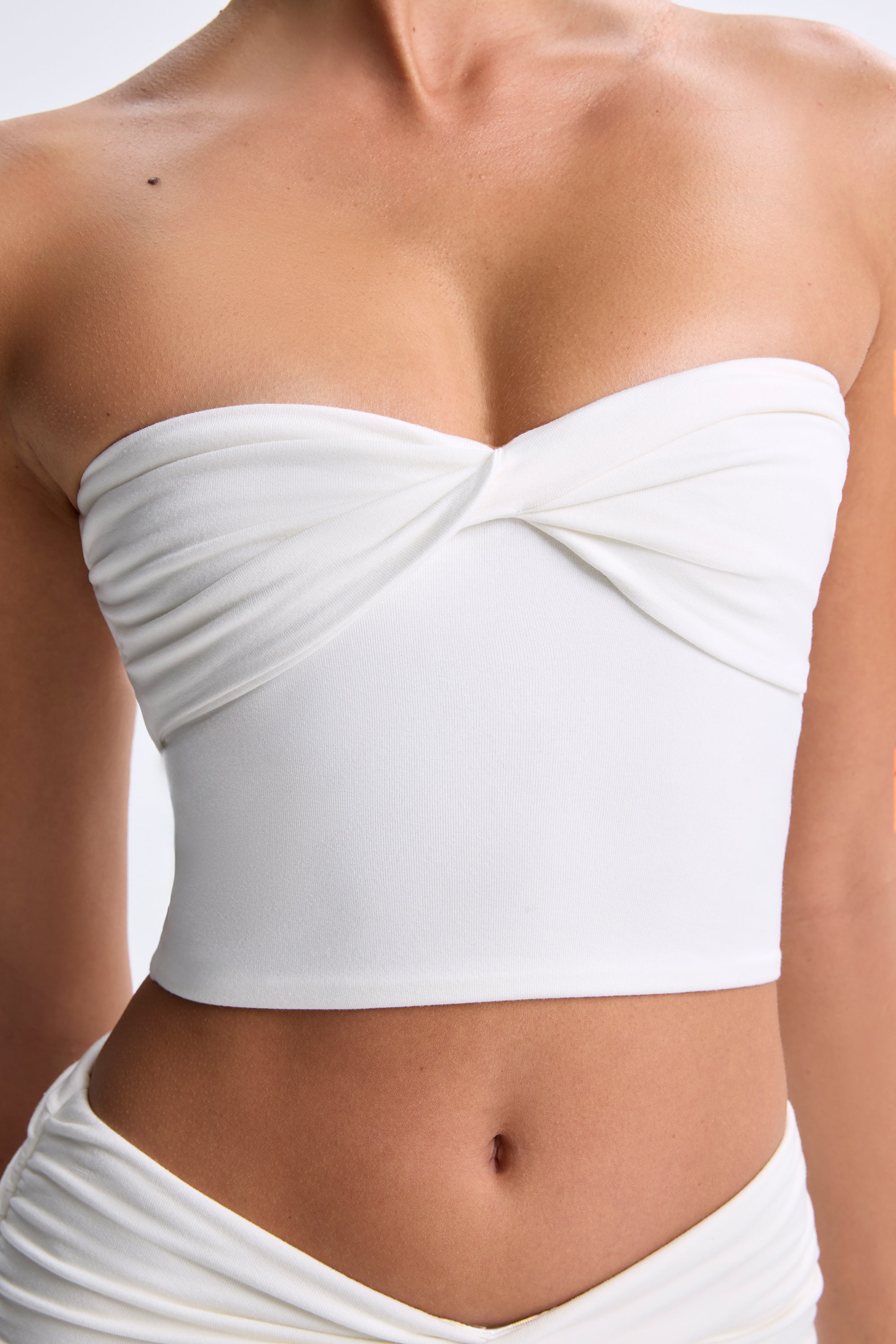 9898-White_Edie_7_17579a48-