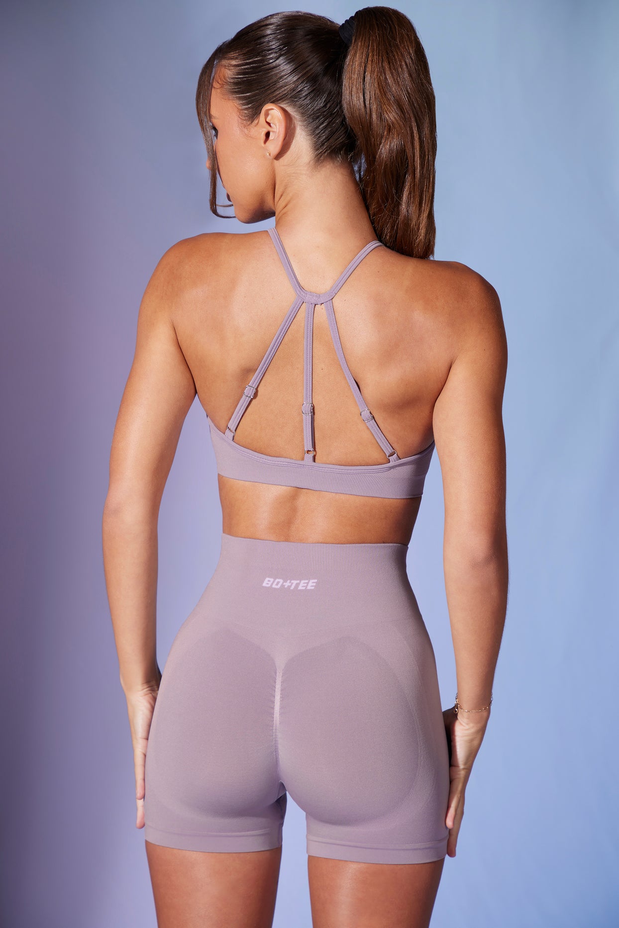 Minishorts de cintura alta Define Luxe en lila polvoriento