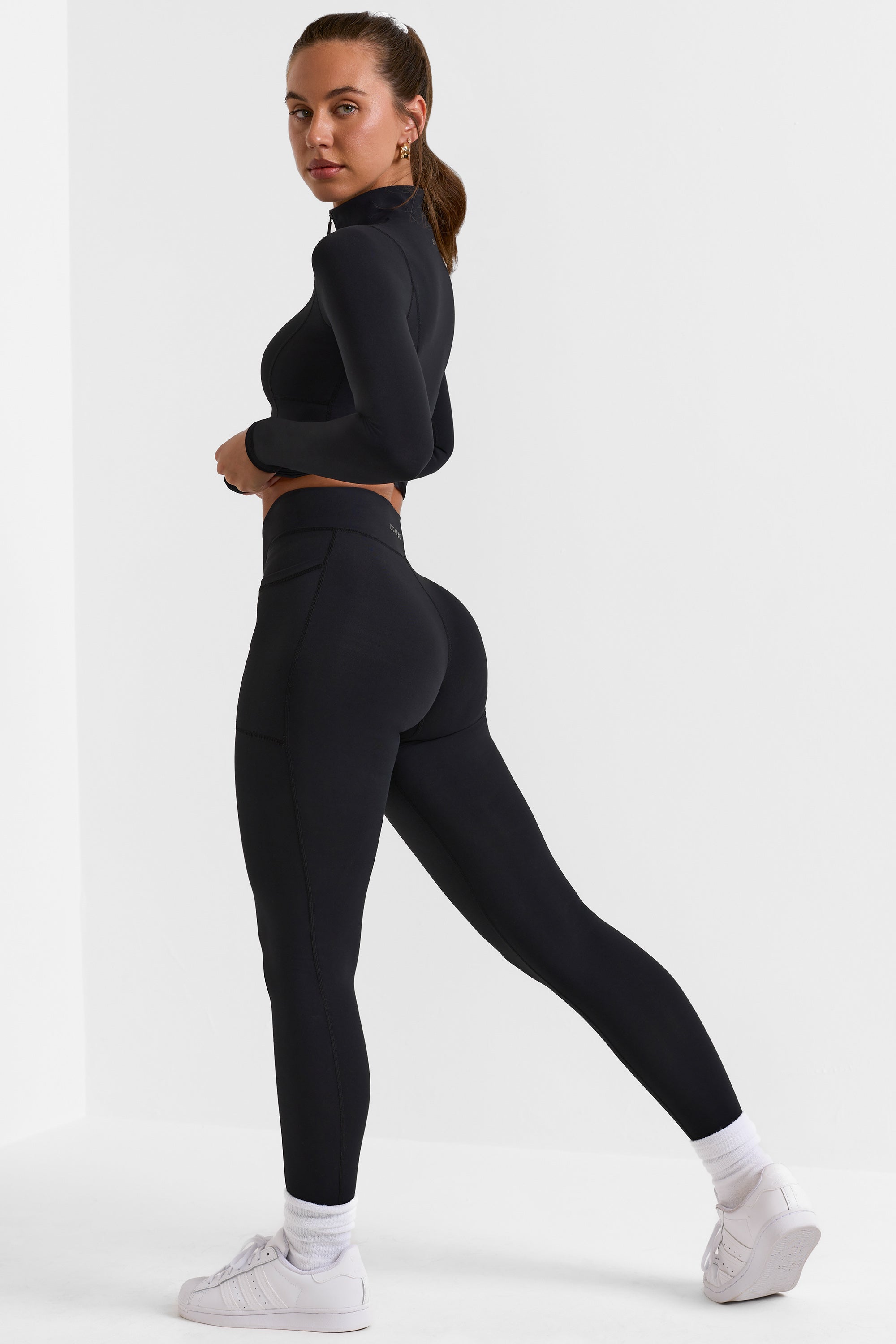 Amazon.com: JEGGE High Waist Yoga Leggings with 4 Pockets,Tummy Control  Workout Running 4 Way Stretch Cargo Pocket Leggings (Black, X-Small) :  Clothing, Shoes & Jewelry