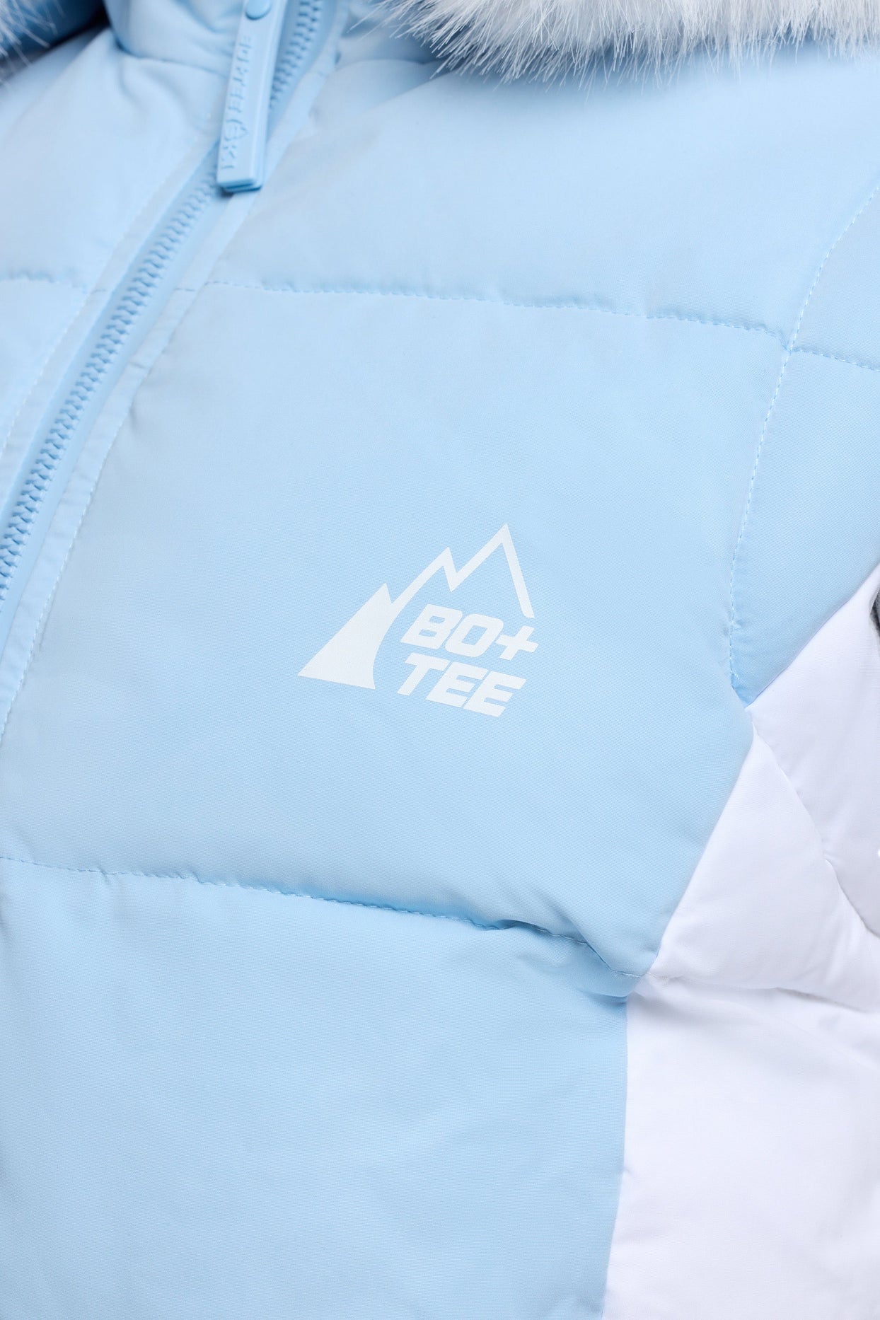 Chaqueta de esquí con mangas desmontables en azul bebé