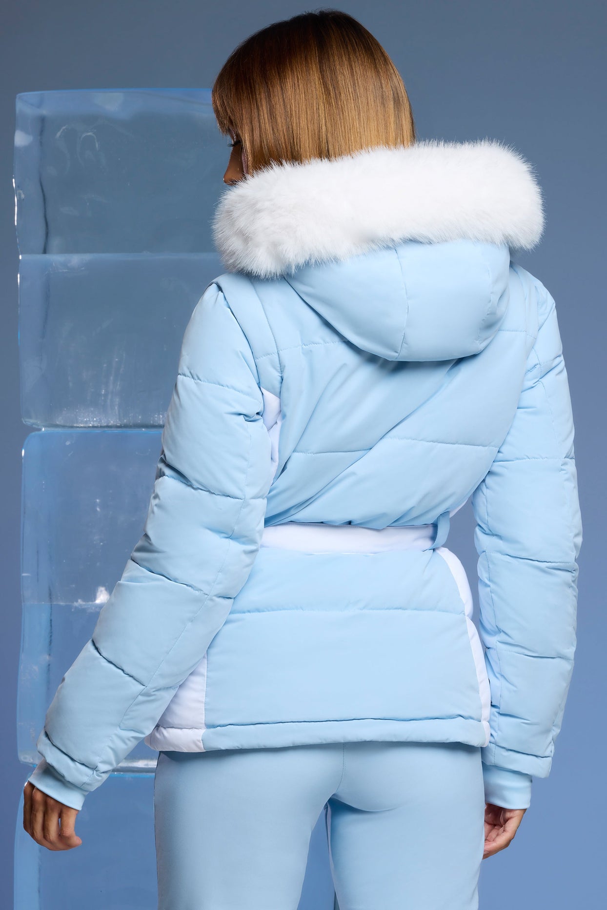 Jaqueta de esqui com mangas removíveis em azul bebê
