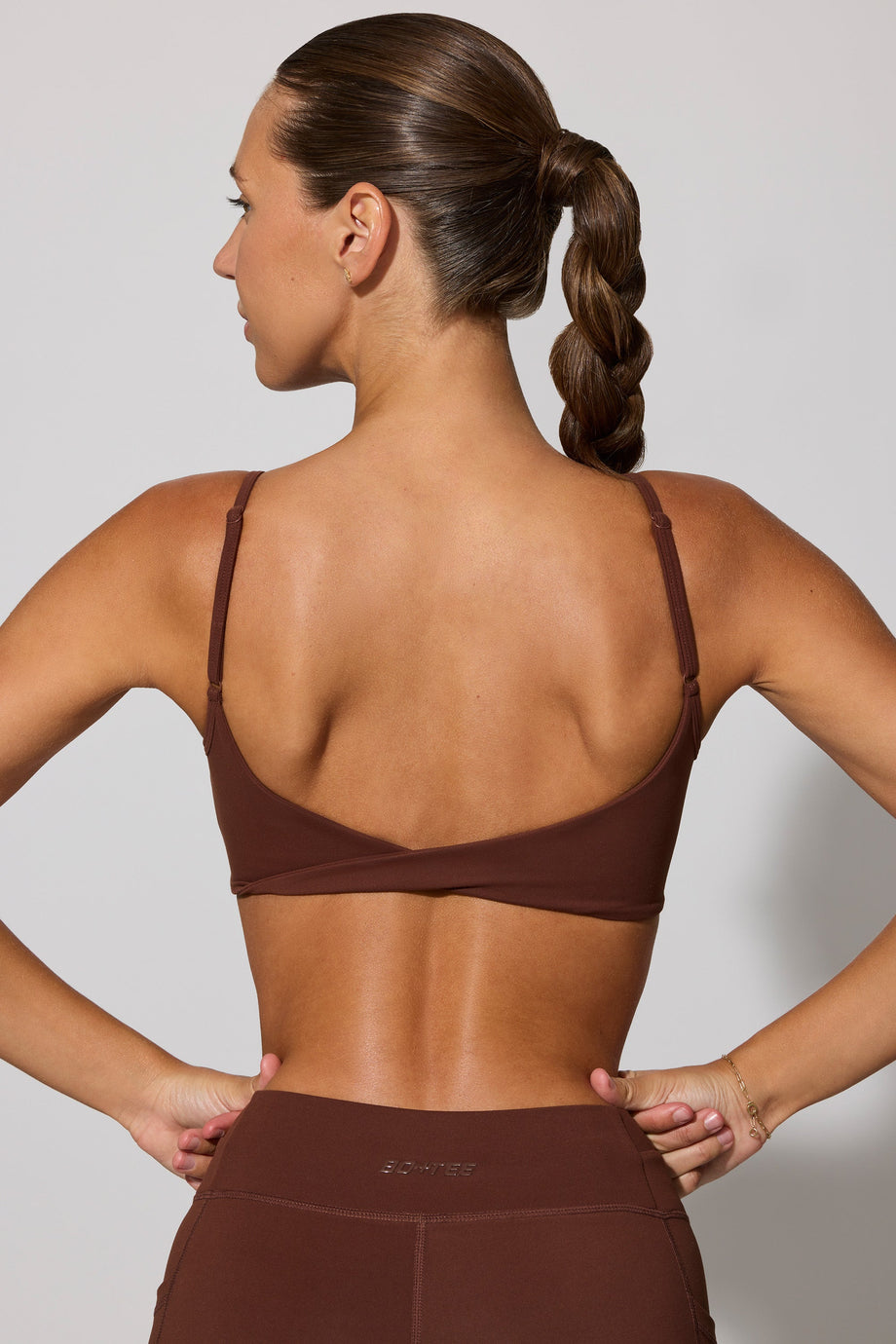 Twist Back Scoop Neck Sports Bra in Brown - 2