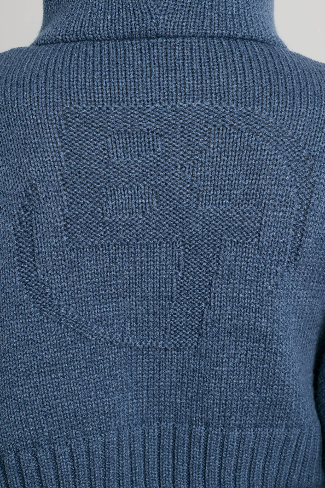 Sudadera con capucha corta de punto grueso con cremallera en azul marino lavado