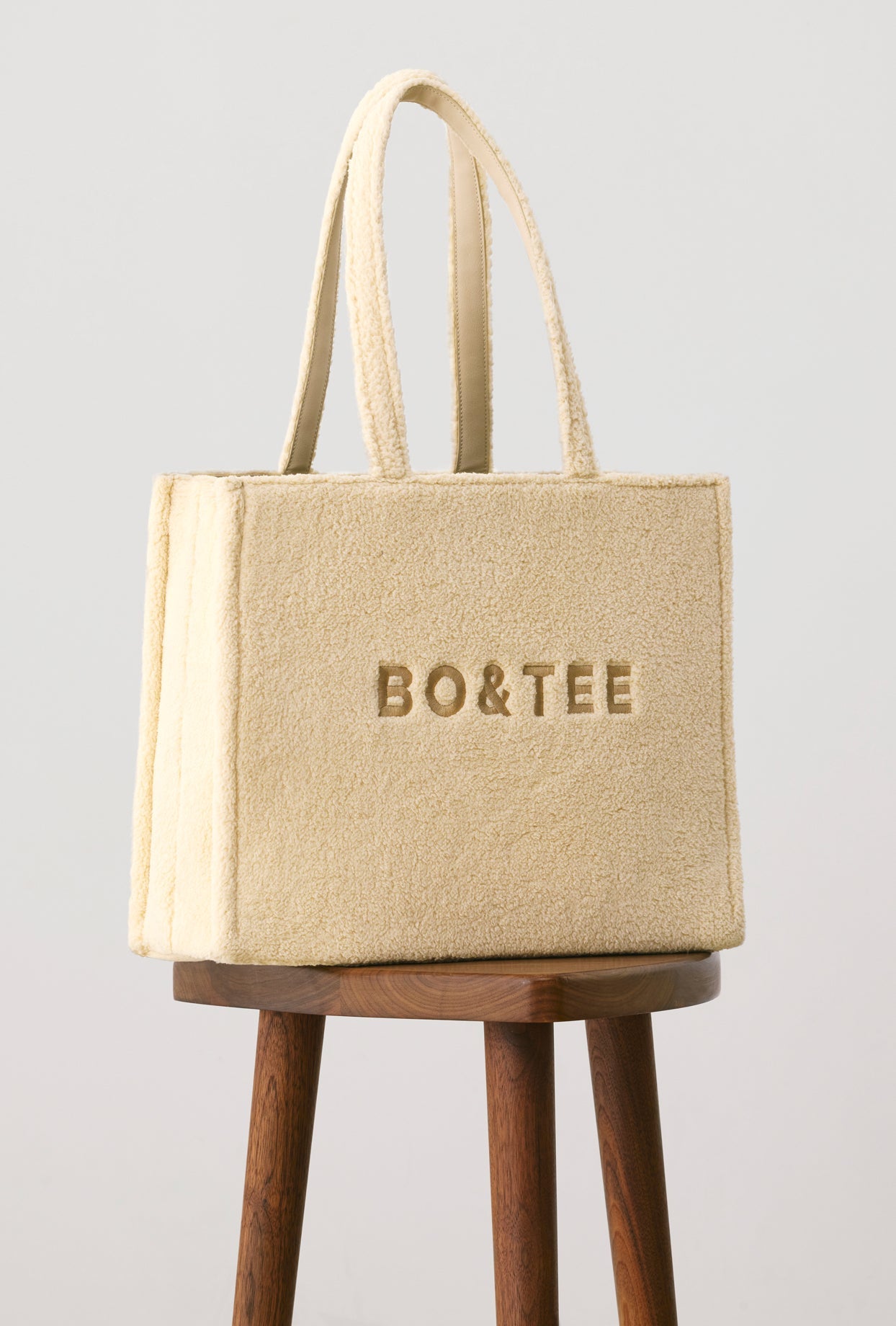 Fleece Tote Bag in Cashmere