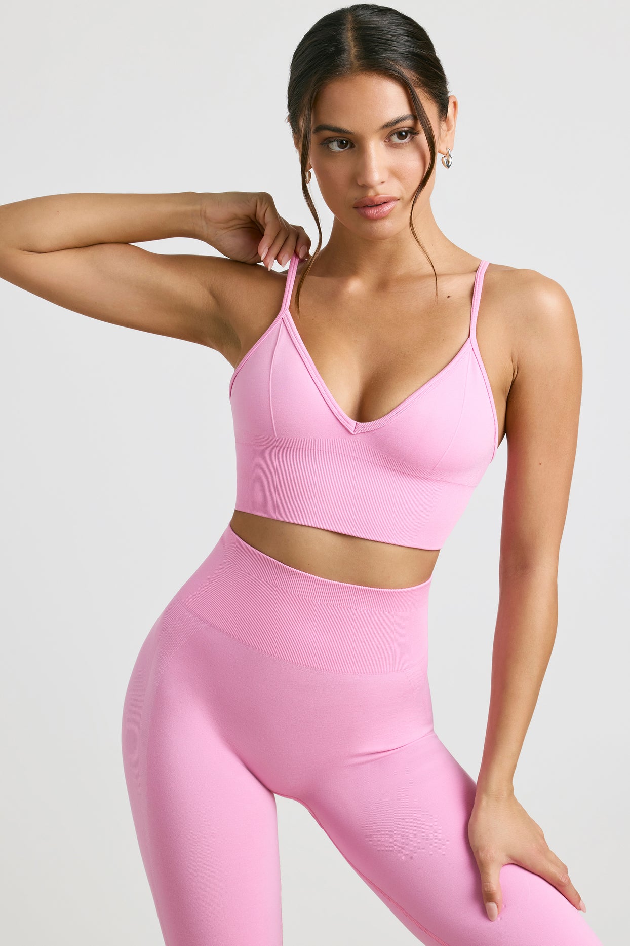 Exclusive V-Neck Define Luxe Sports Bra in Bubblegum Pink