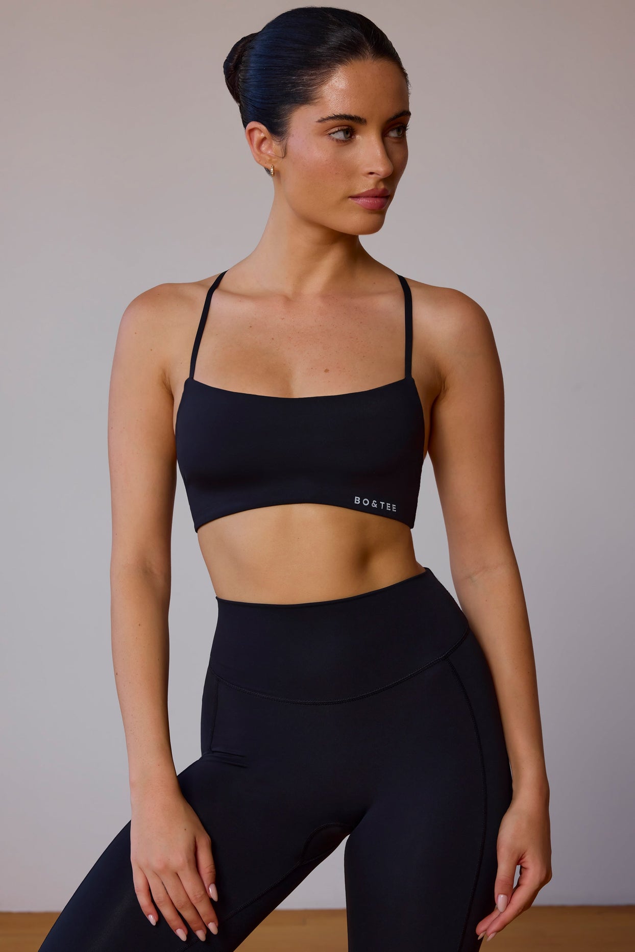 UltraFlex Cross-Back Sports Bra in Black