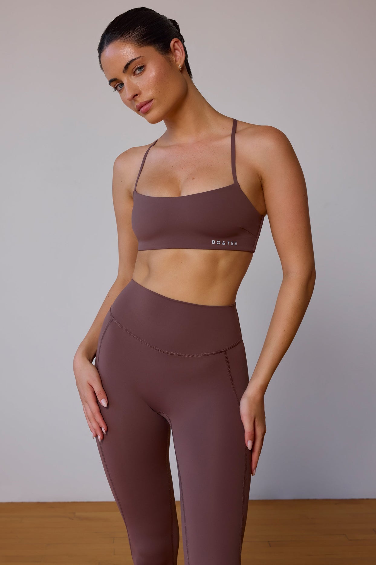 UltraFlex Cross-Back Sports Bra in Taupe Brown