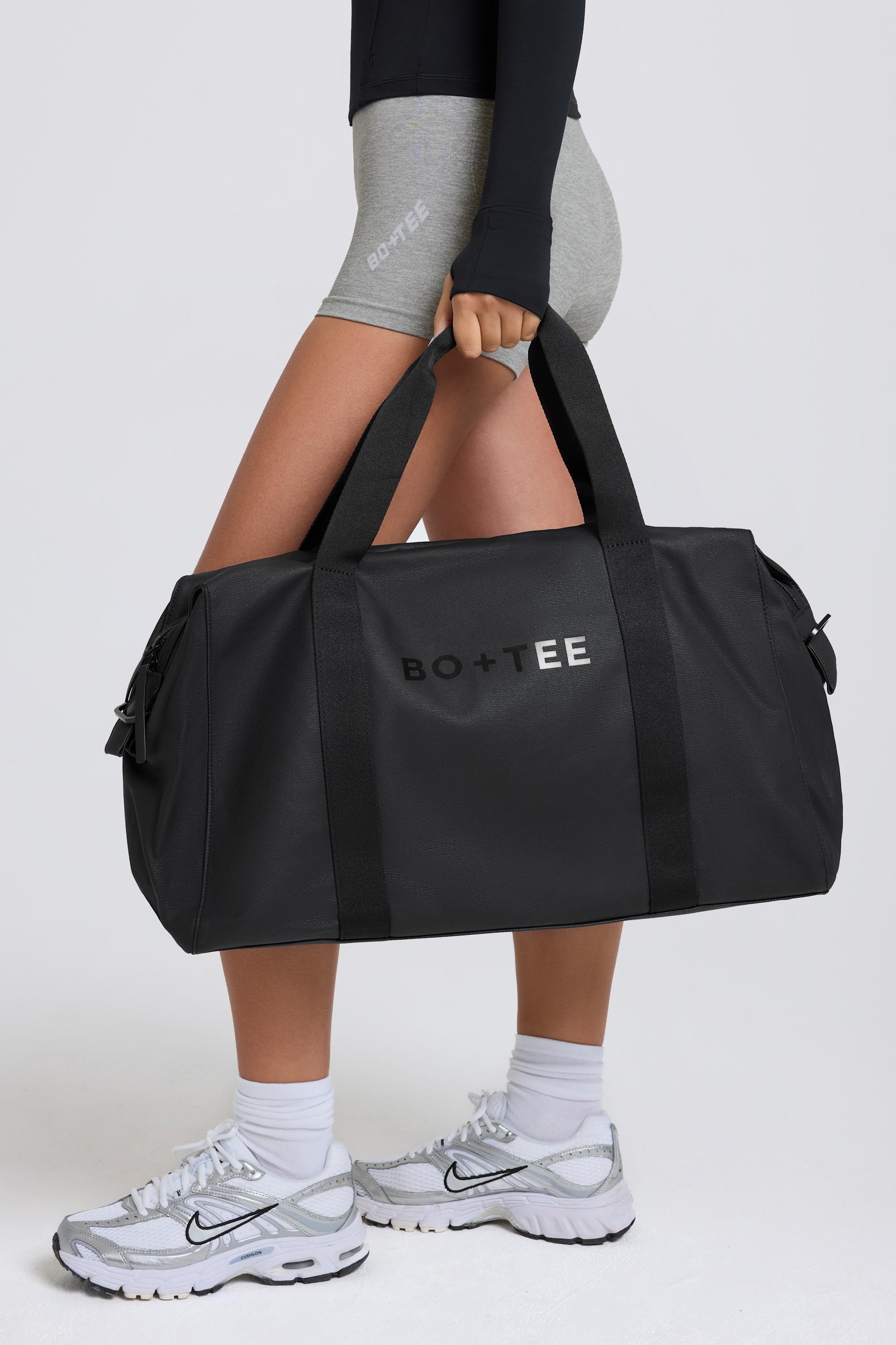 Logo Duffle Bag in Black