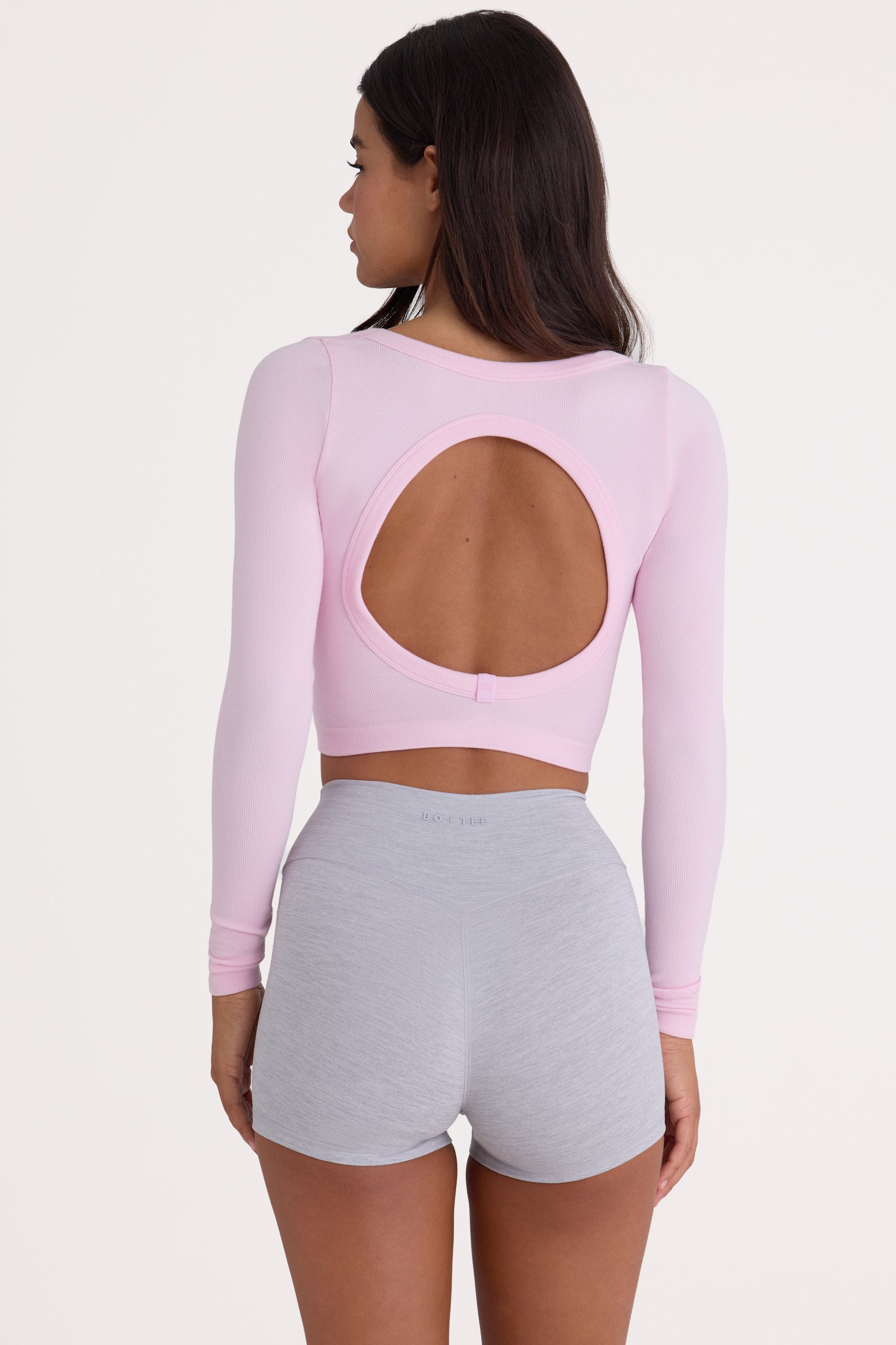Seamless Soft Rib Cut-Out Crop Top in Powder Pink