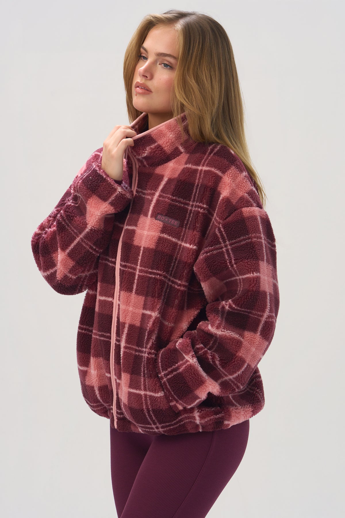 Oversized Zip-Up Fleece in Plum Plaid