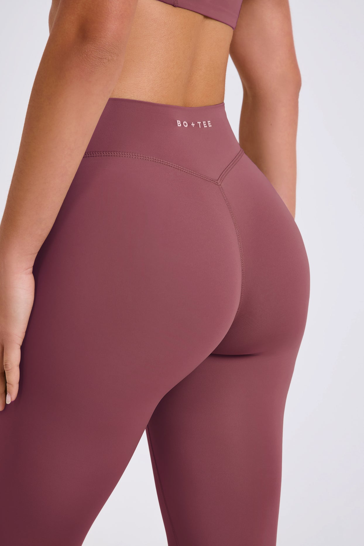 High-Waist Leggings in Acai - 6