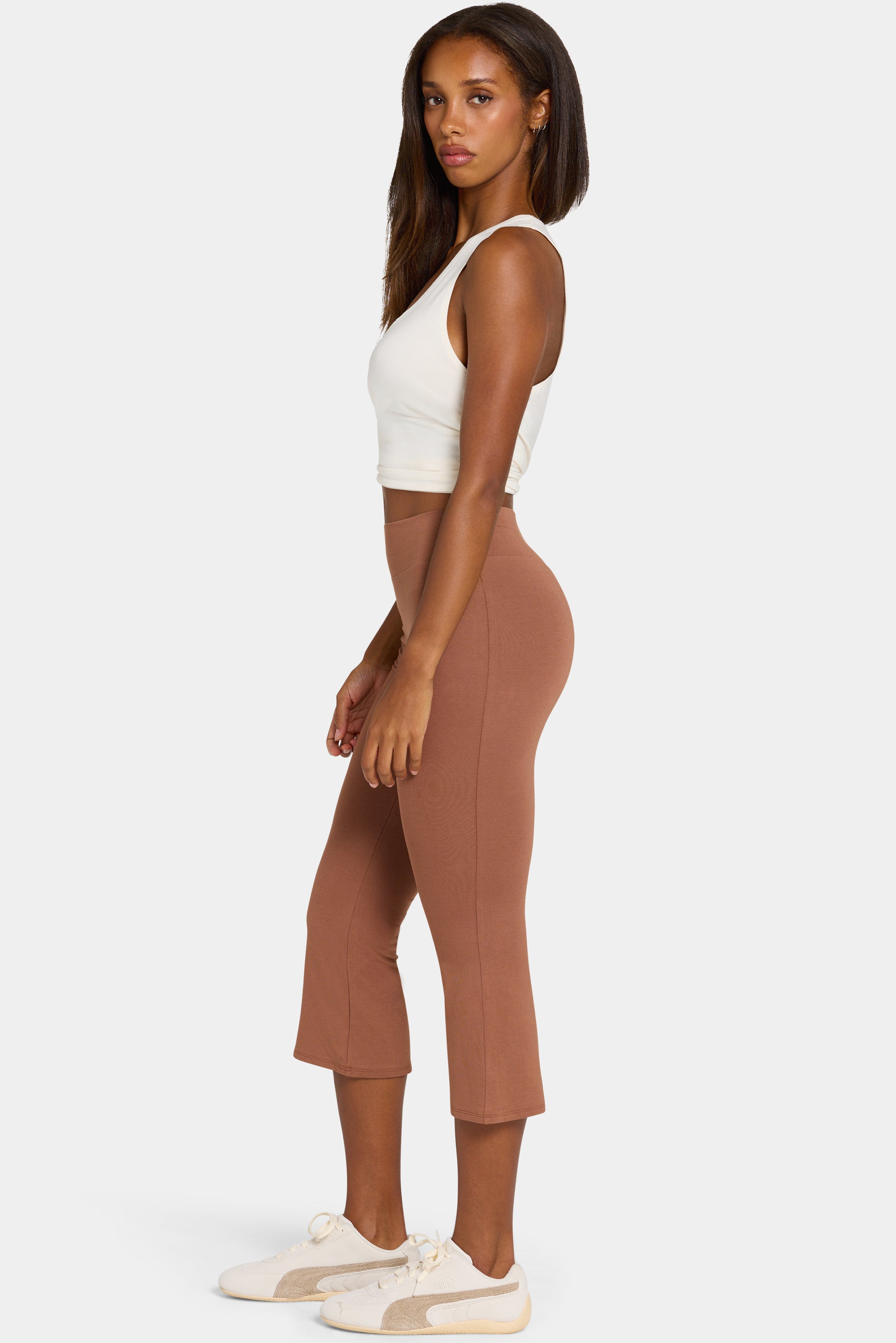 ButterCloud™ Flared Capri Leggings in Cocoa