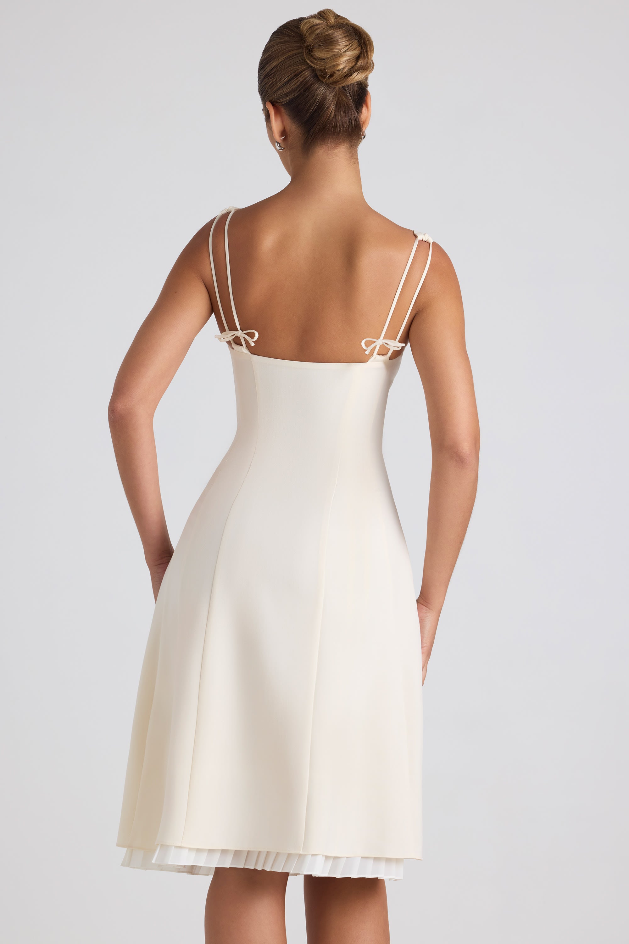 a line dress white Make An Impact Capsleeve A-Line in Both the front and back bodices feature plunging V A Line Simple White Off