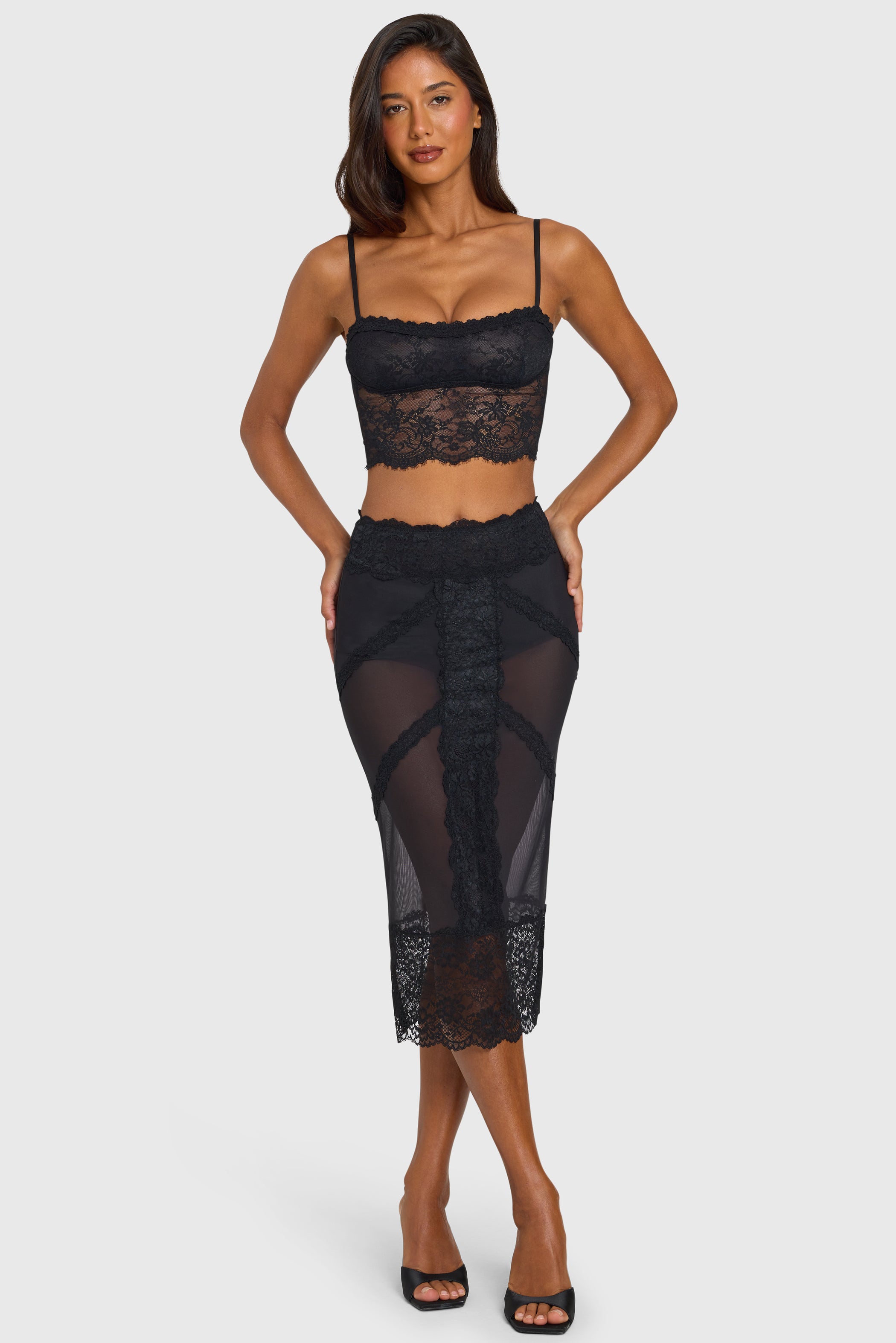 Placed Lace-Trim Low-Rise Midi Skirt in Black