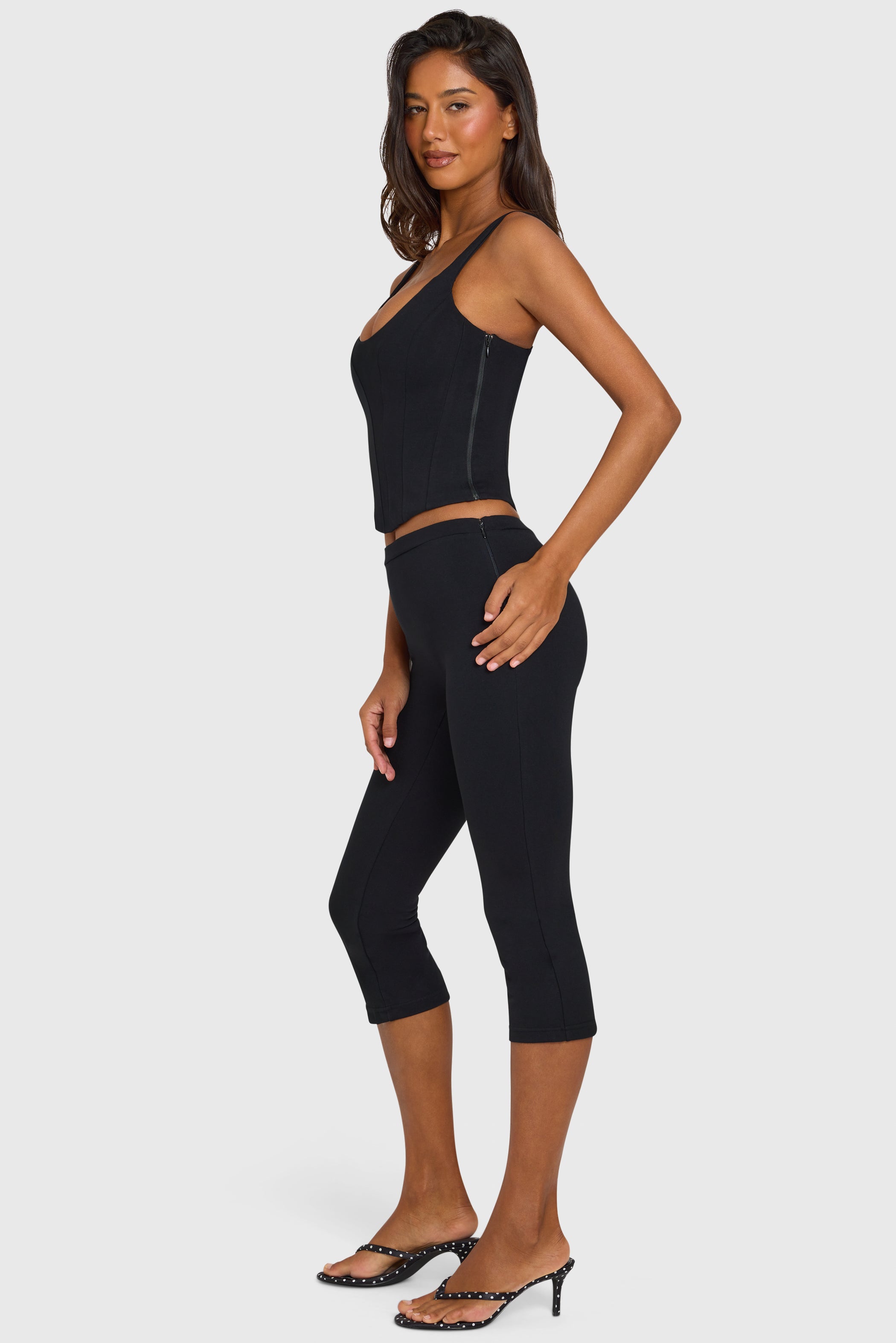 Ponte Capri Leggings in Black
