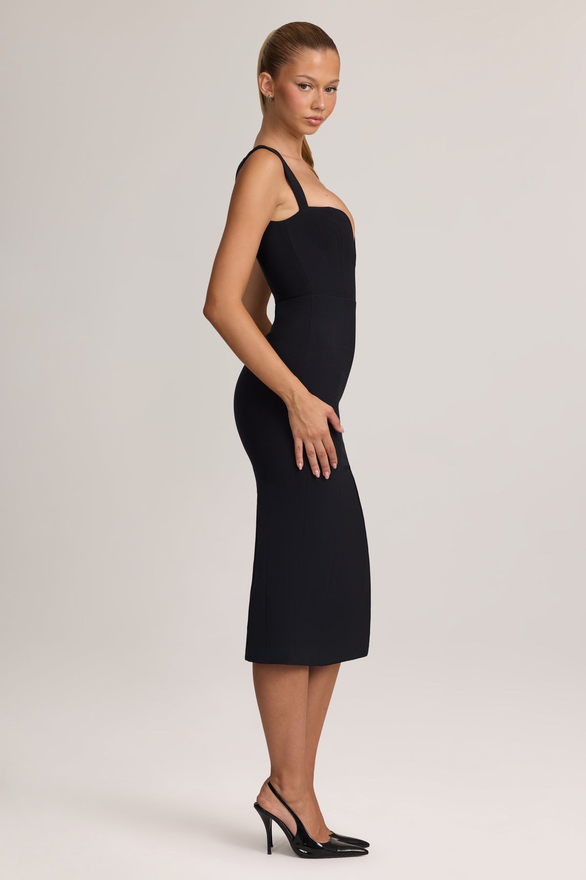 Sweetheart-Neck Midaxi Dress in Black
