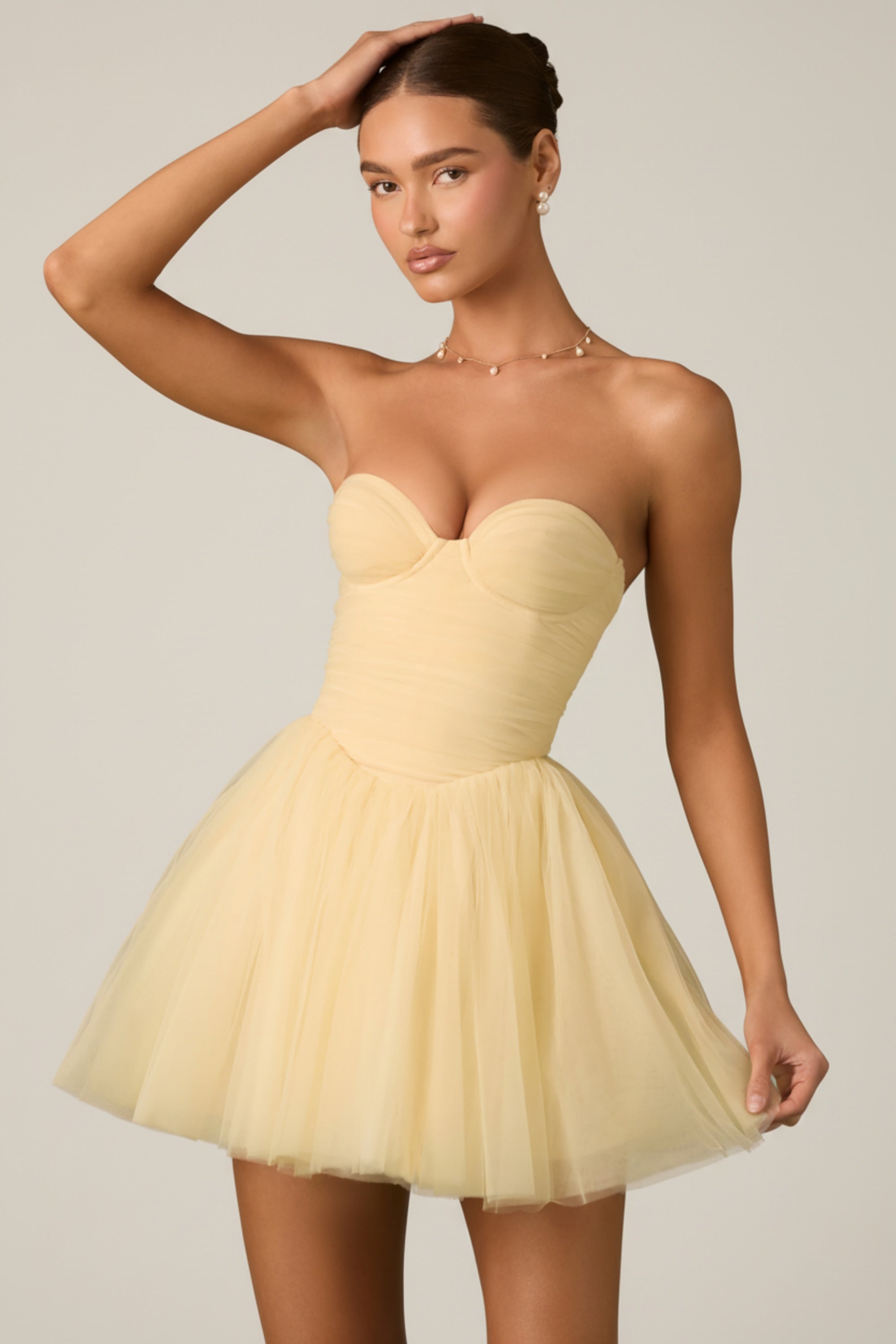 yellow strapless mini dress Ellie - US 0 This is the perfect strapless mini dress for a casual day out Tulle Corset Mini Dress in