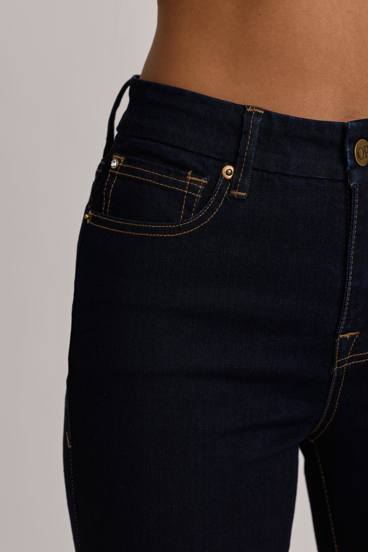 High-Rise Flared Jeans in Dark Wash