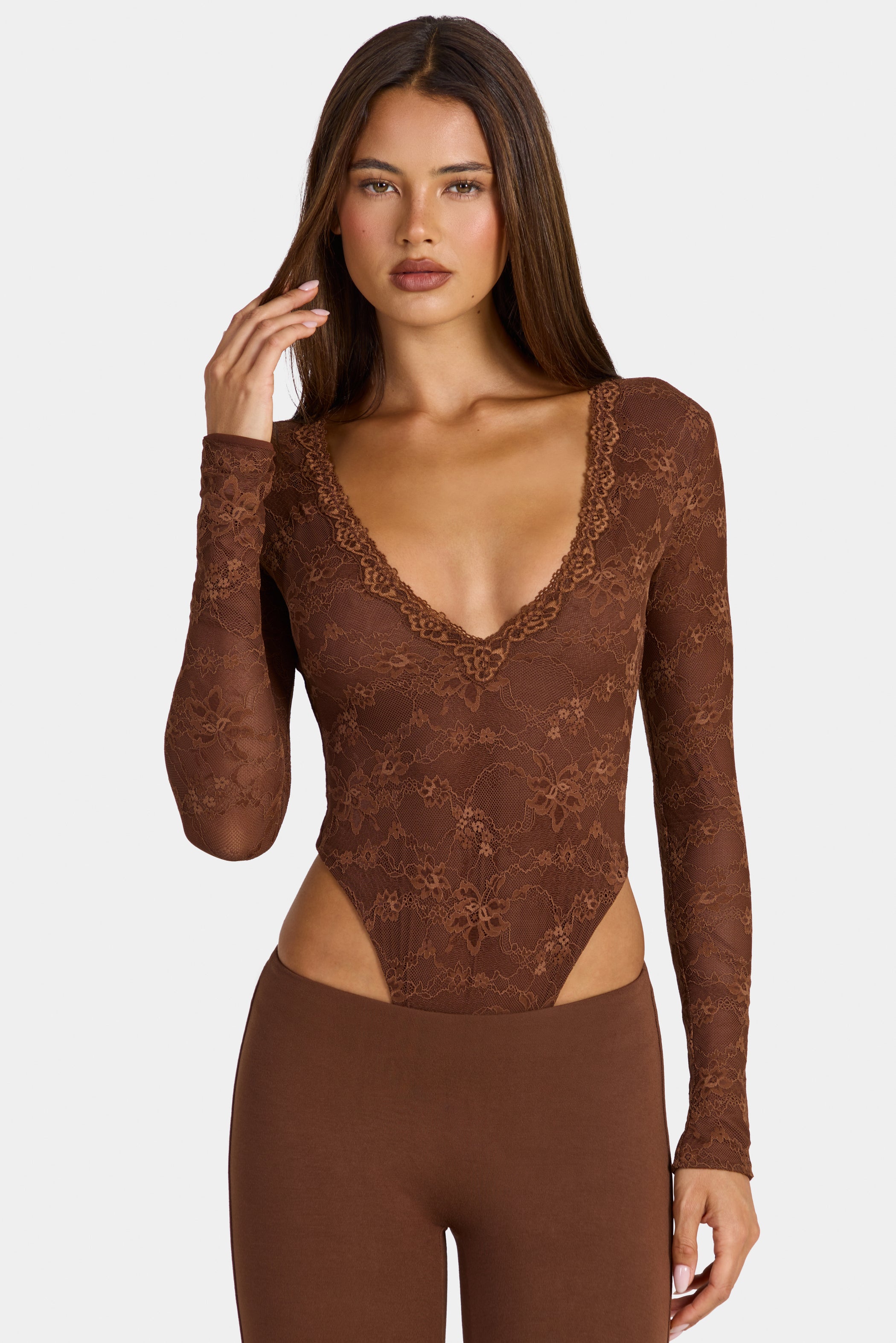 Lace Long-Sleeve Bodysuit in Cocoa Brown