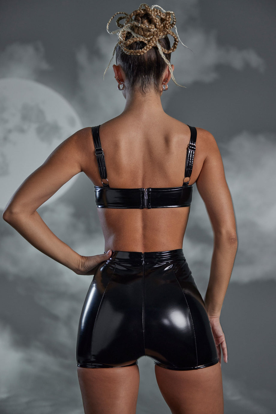 Vinyl Curved Cup Bra in Black - 2