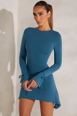 Mini vestido com decote alto em linha A em azul-petróleo