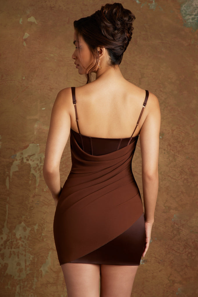Mini vestido espartilho drapeado em marrom