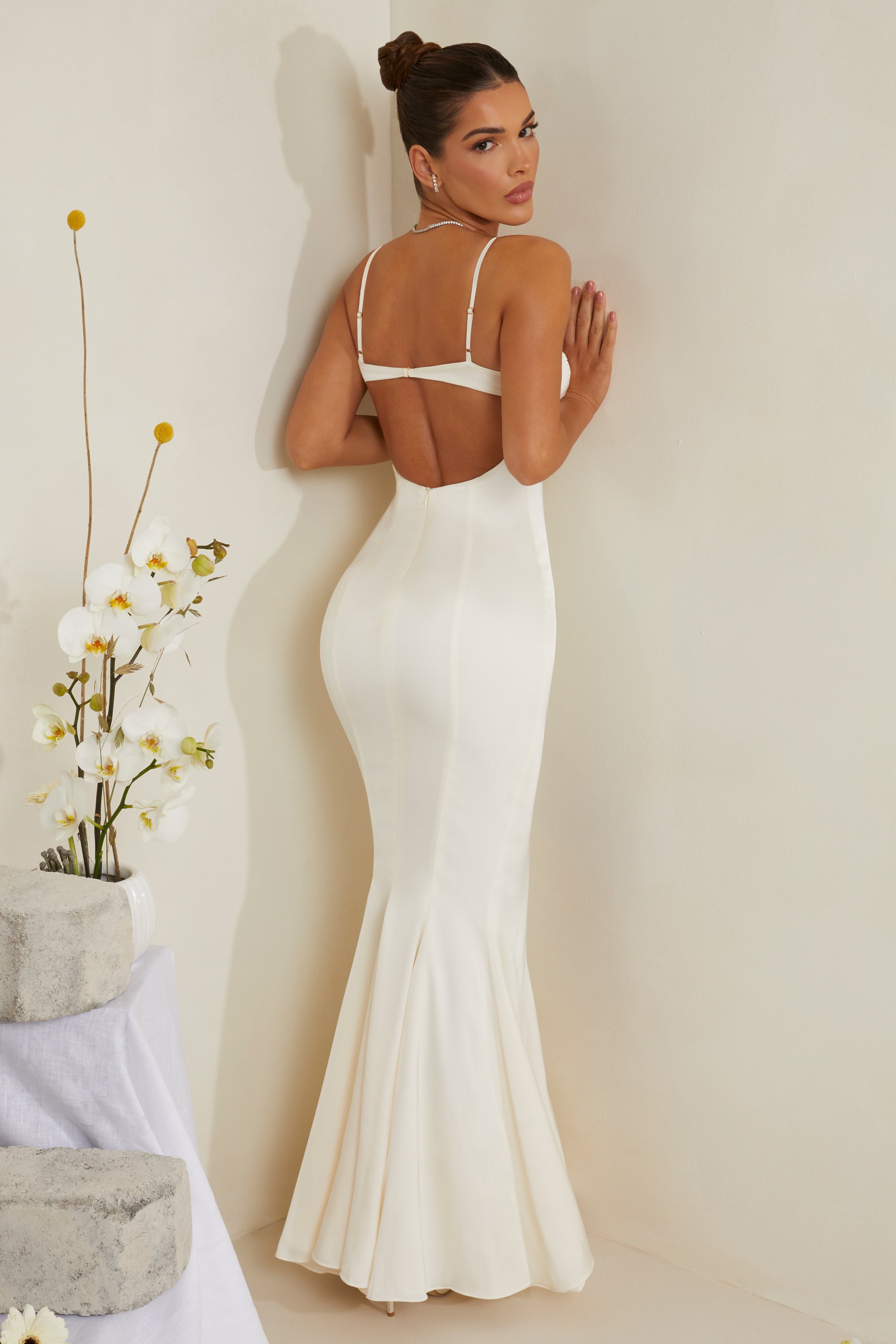 White shop fishtail gown