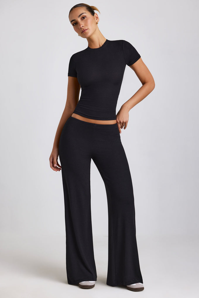 Mid Rise Wide Leg Trousers in Black