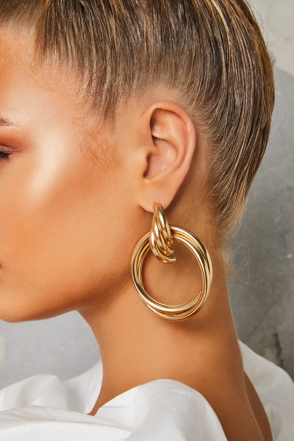Divine 18k Gold Plated Hoop Earrings