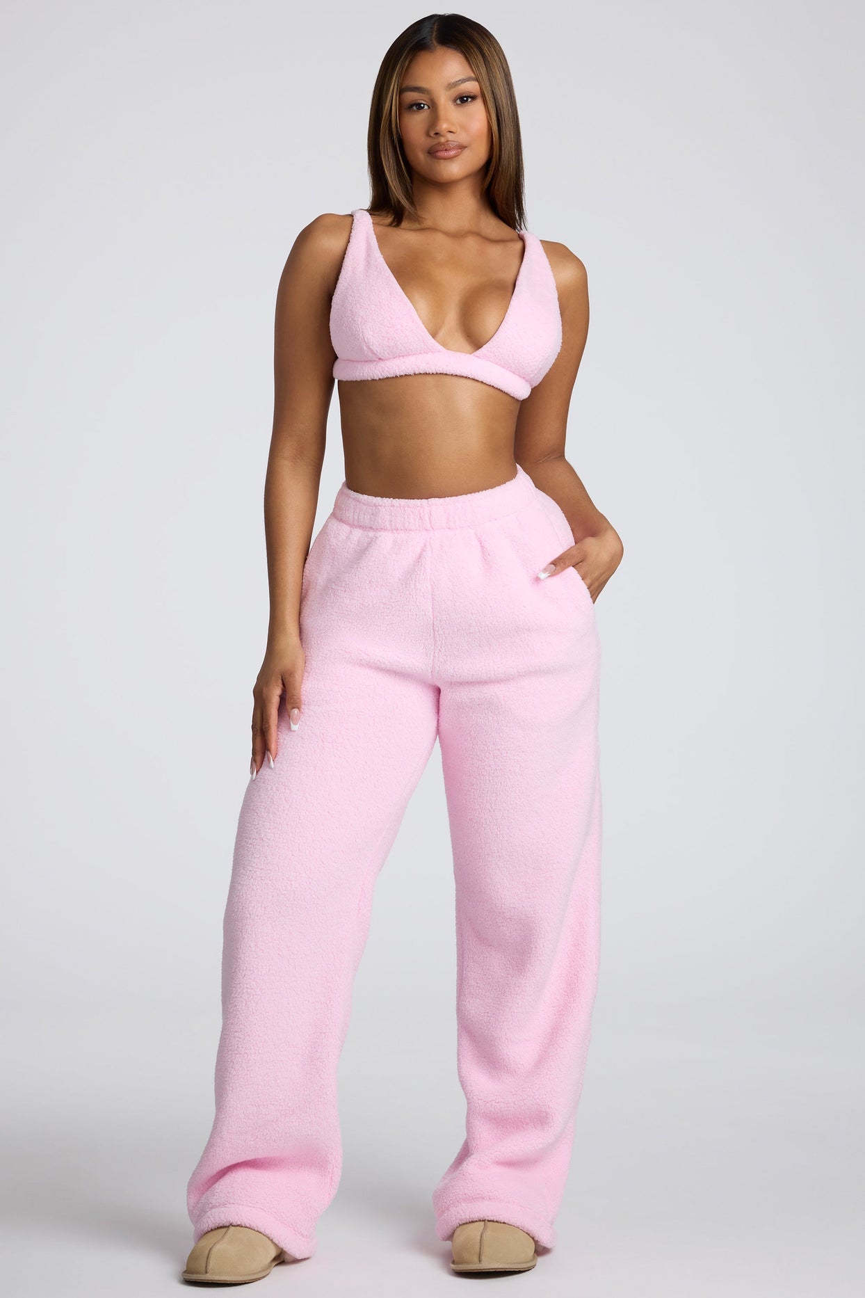 Low Rise Straight Leg Fleece Joggers in Baby Pink
