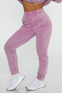 Full Length Cuffed Joggers in Berry